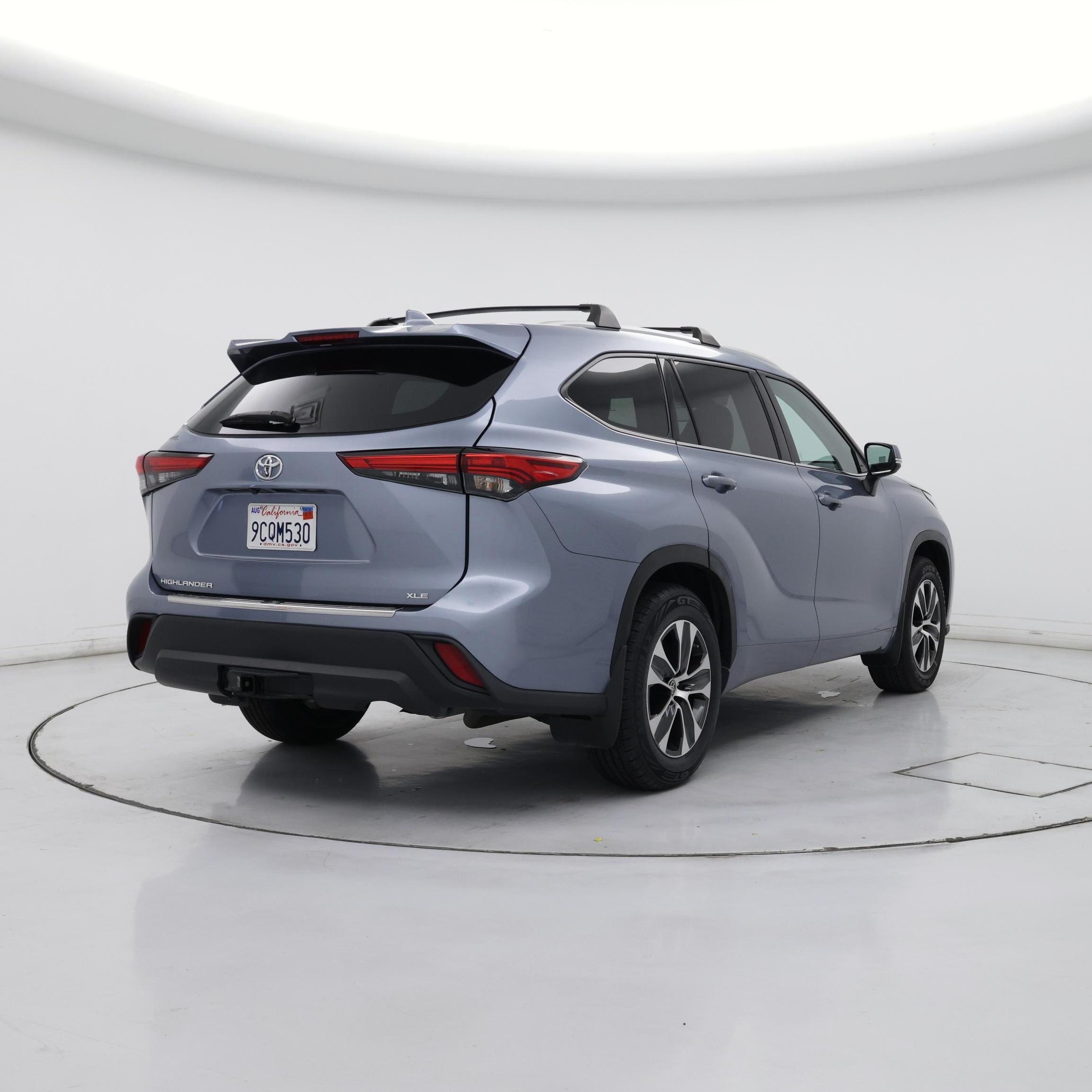 Thumbnail: 2022 Toyota Highlander - 8