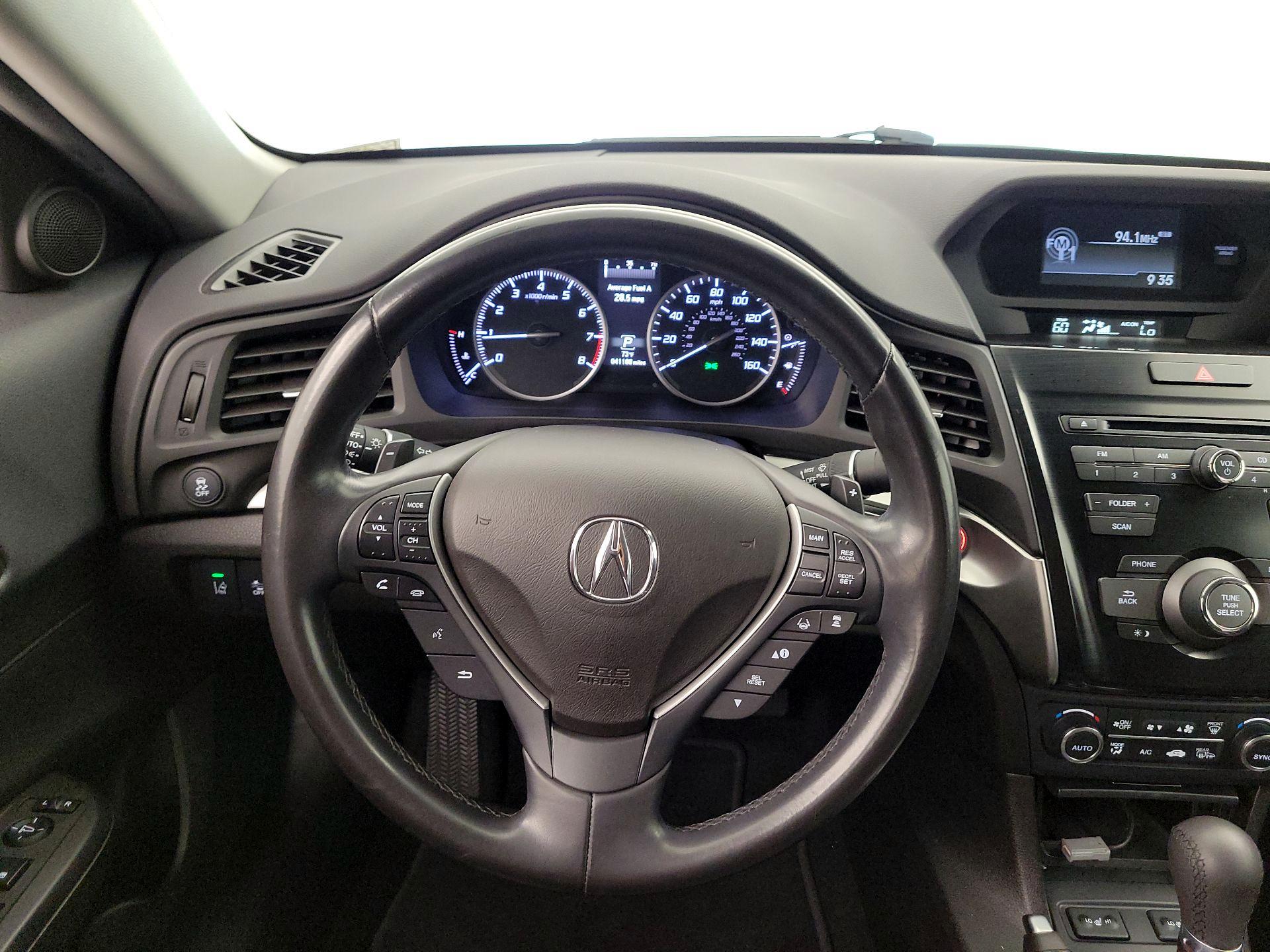 Thumbnail: 2020 Acura ILX - 10