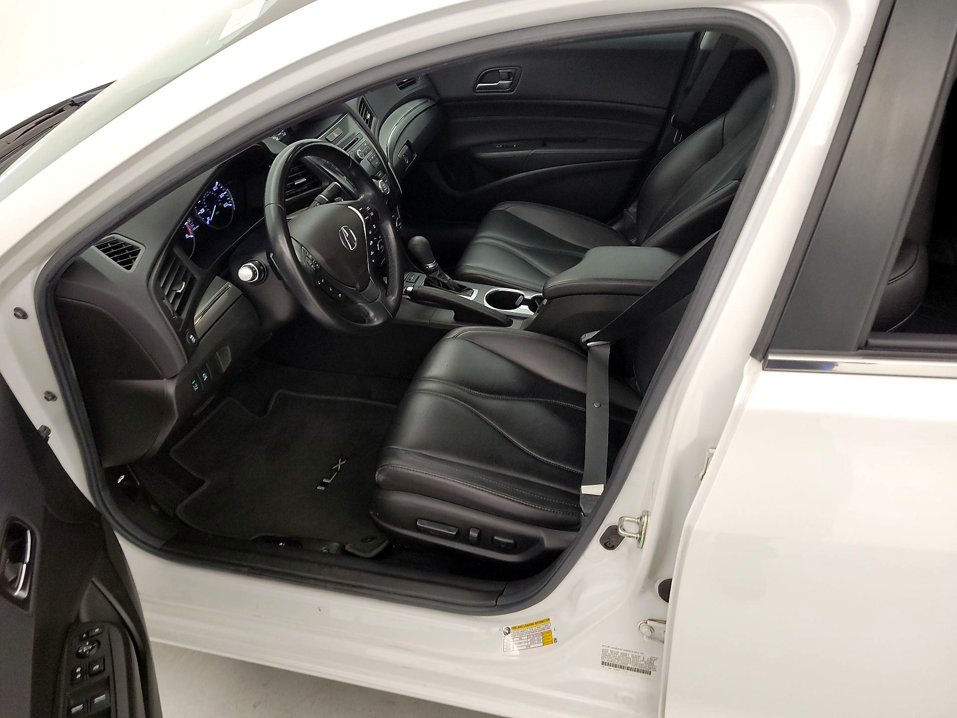 Thumbnail: 2020 Acura ILX - 11