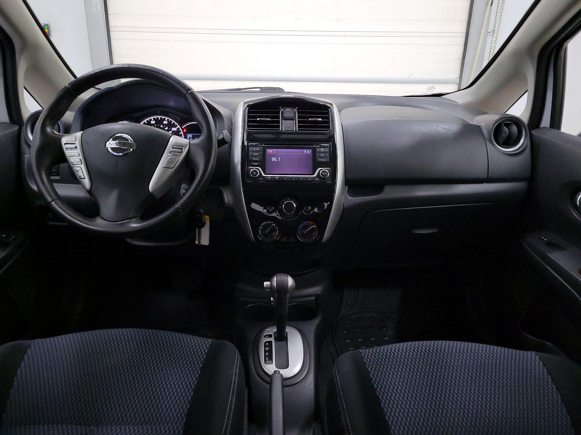 Thumbnail: 2016 Nissan Versa Note - 9