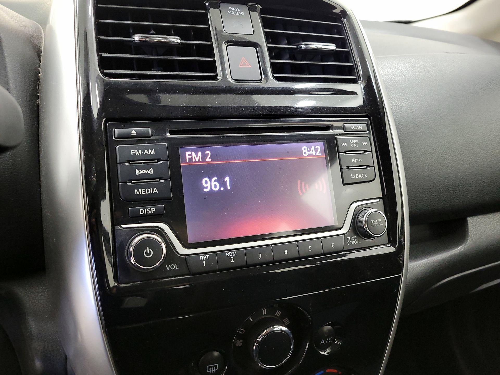 Thumbnail: 2016 Nissan Versa Note - 15