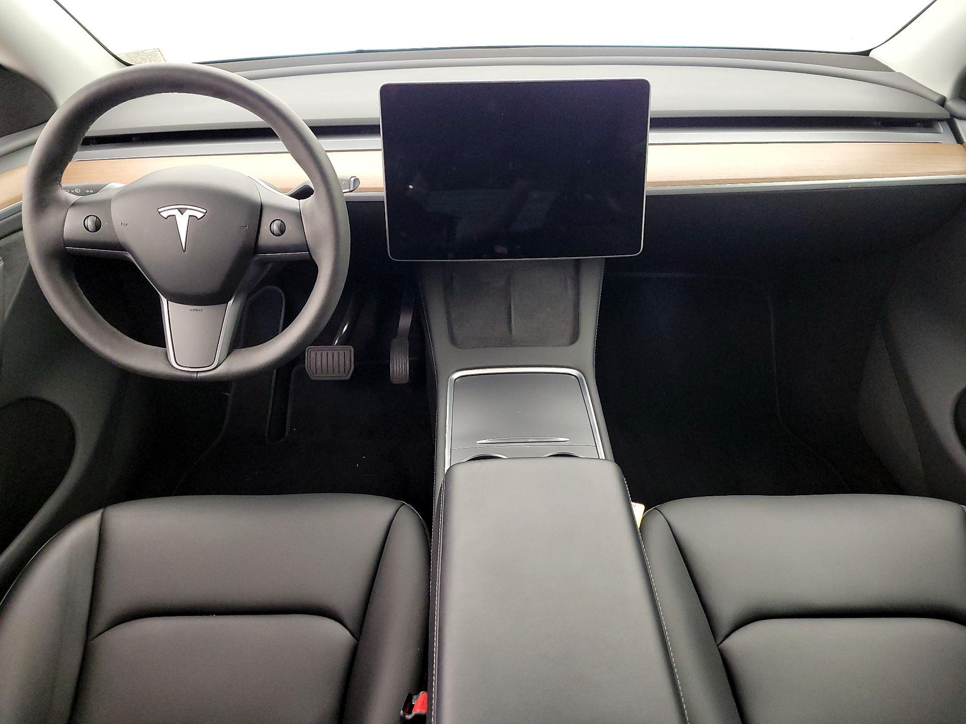 Thumbnail: 2023 Tesla Model Y - 9