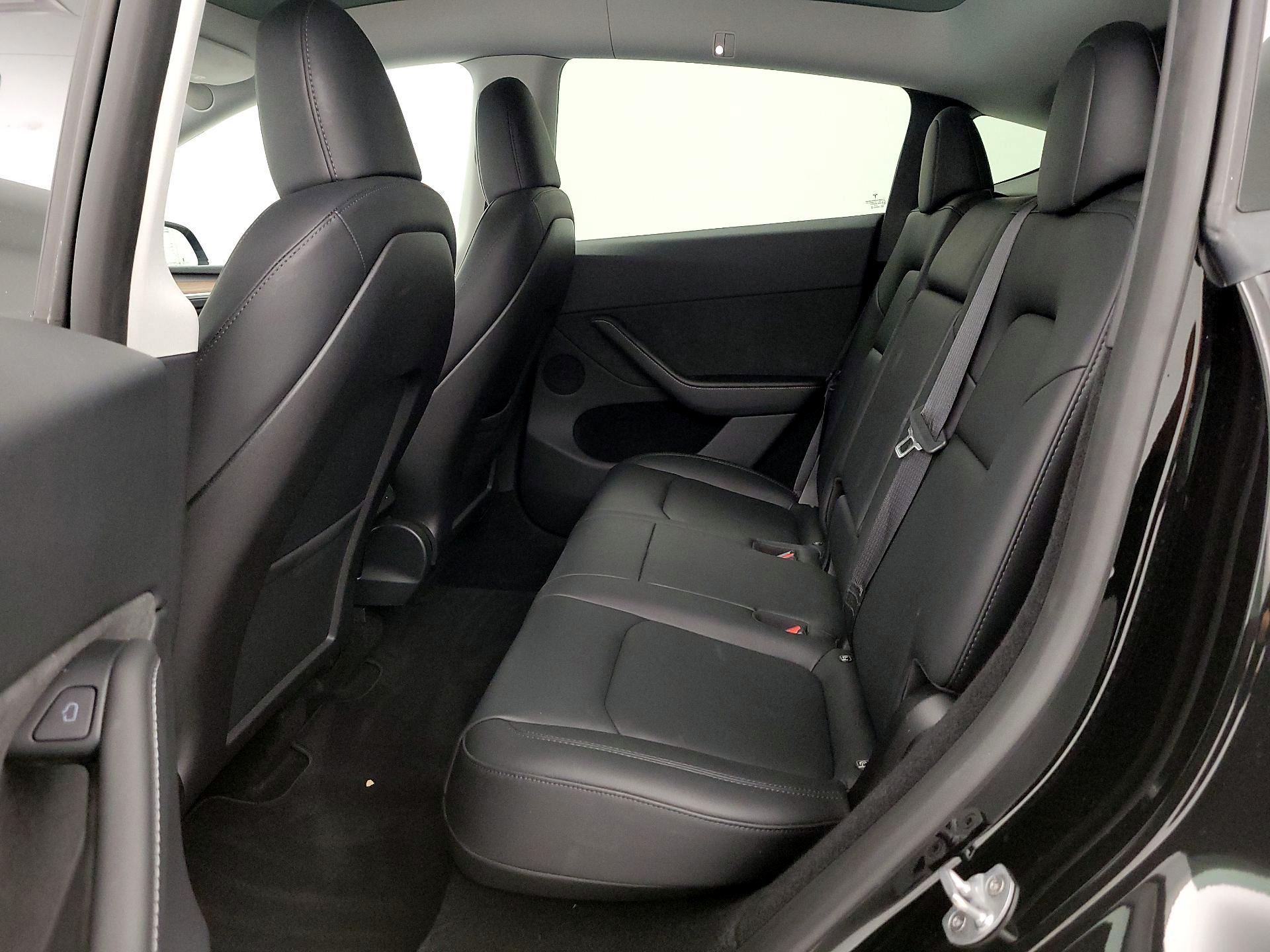Thumbnail: 2023 Tesla Model Y - 19