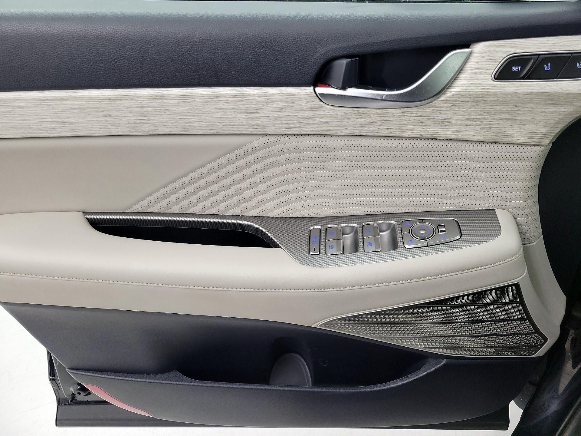 Thumbnail: 2023 Hyundai Palisade - 10