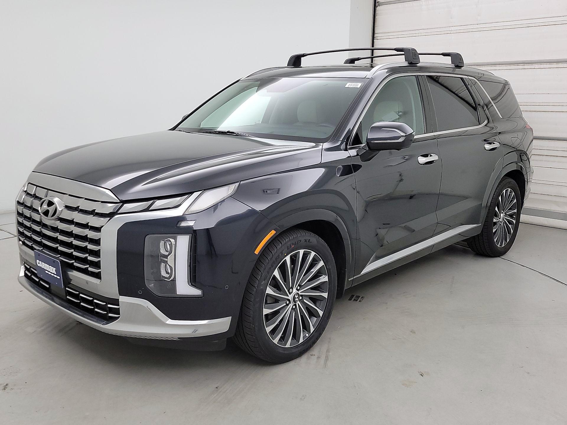 Thumbnail: 2023 Hyundai Palisade - 3