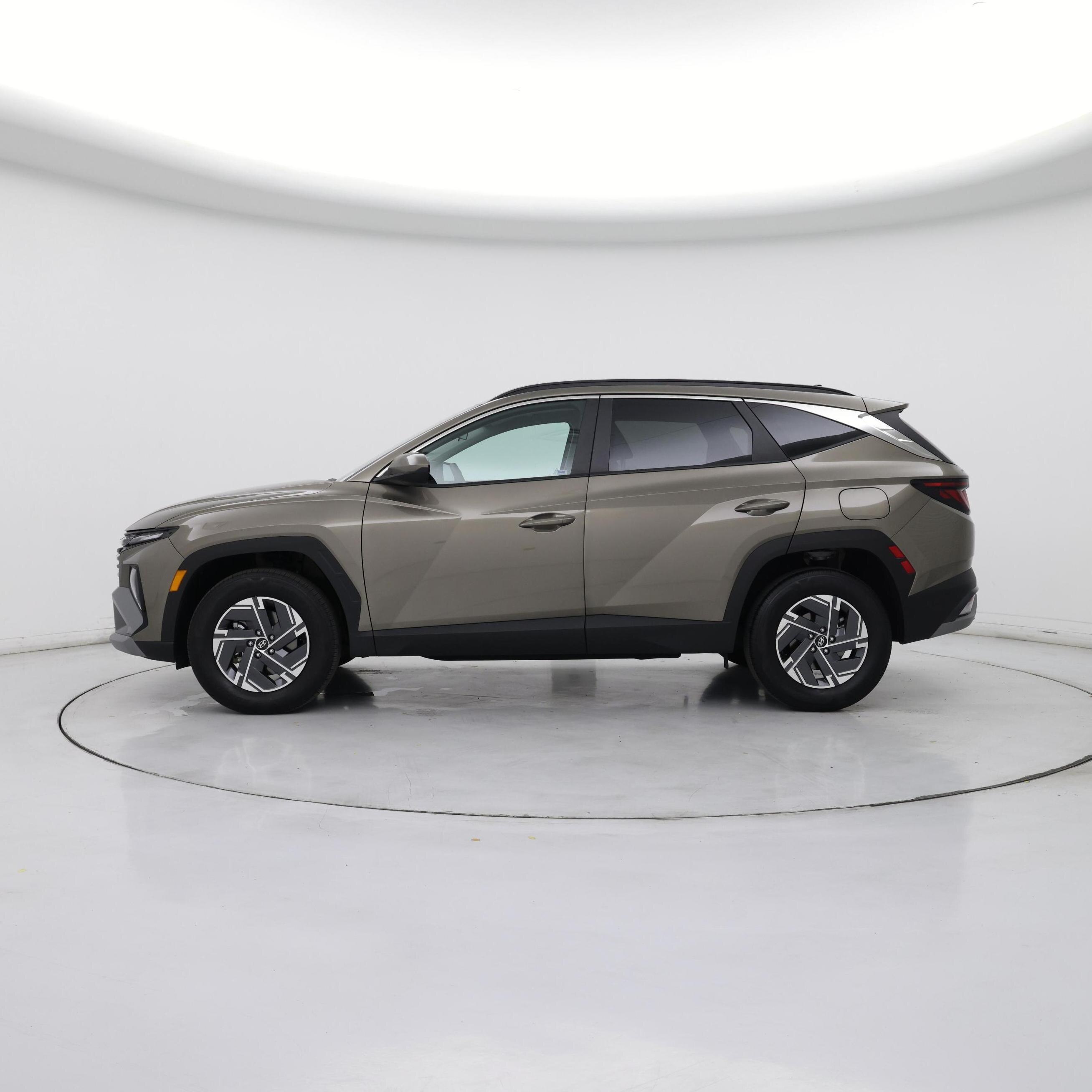 Thumbnail: 2025 Hyundai Tucson - 3