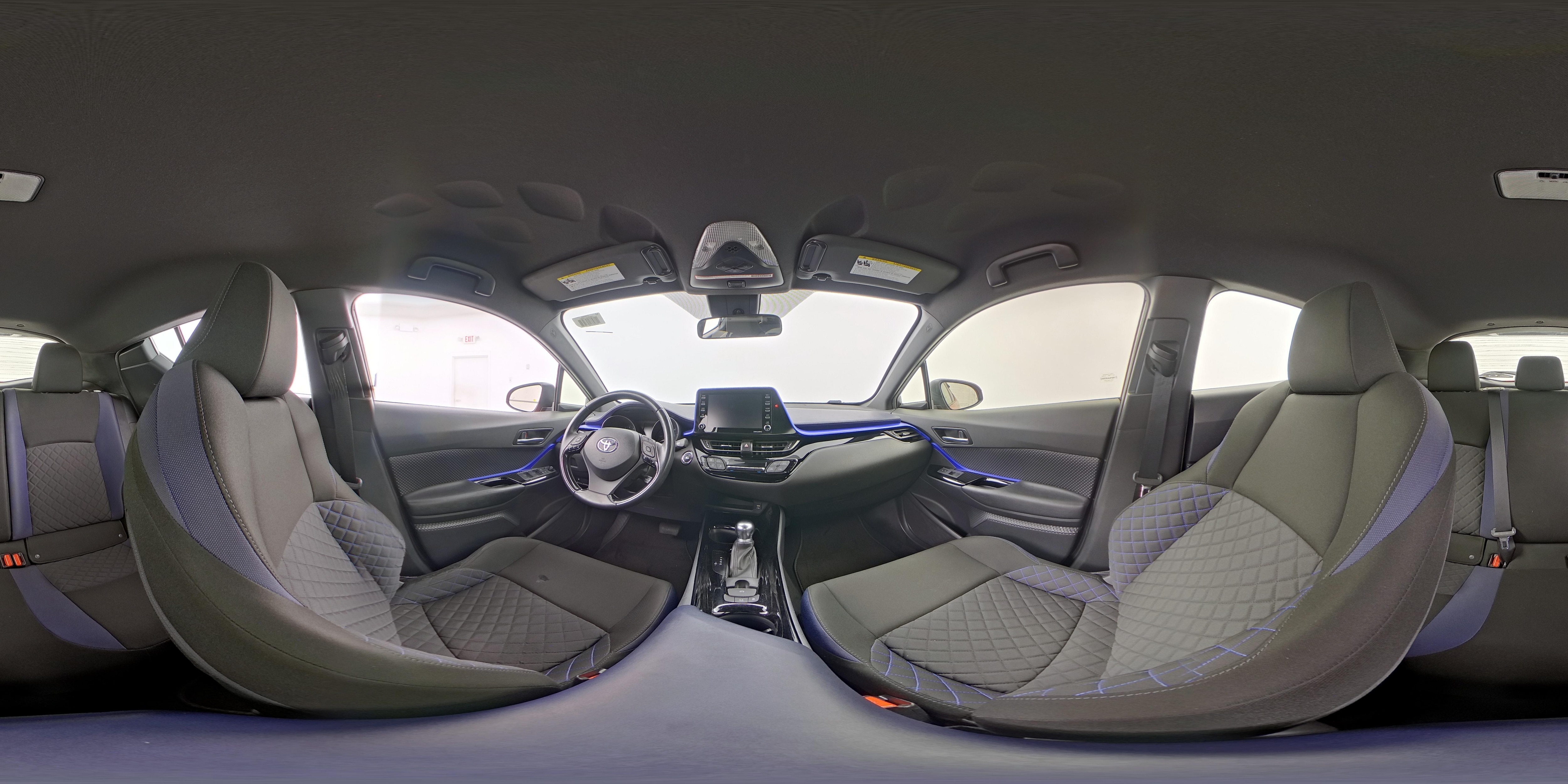 2020 Toyota C-HR XLE - Photo 24