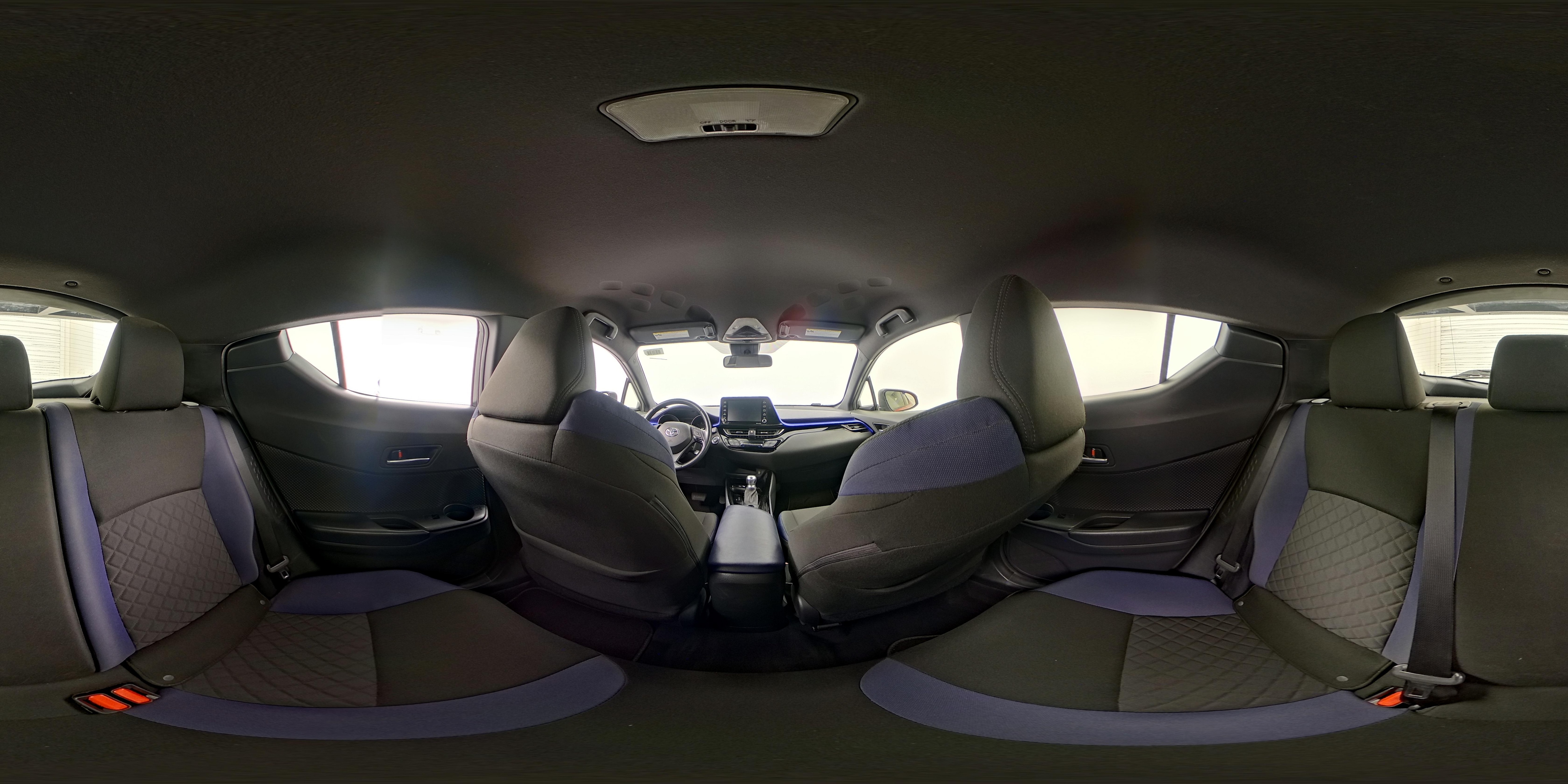 2020 Toyota C-HR XLE - Photo 25