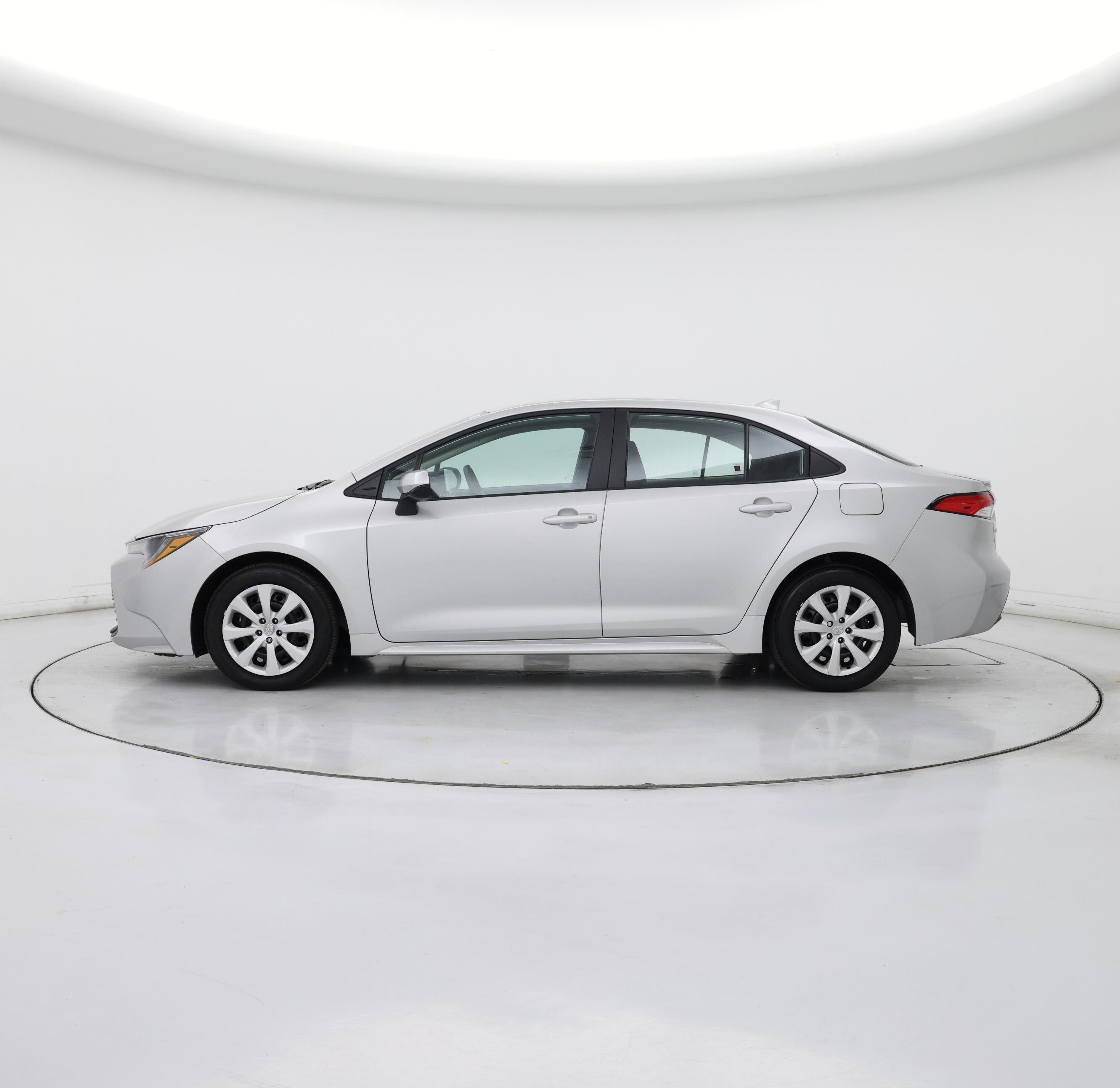 Thumbnail: 2024 Toyota Corolla - 3