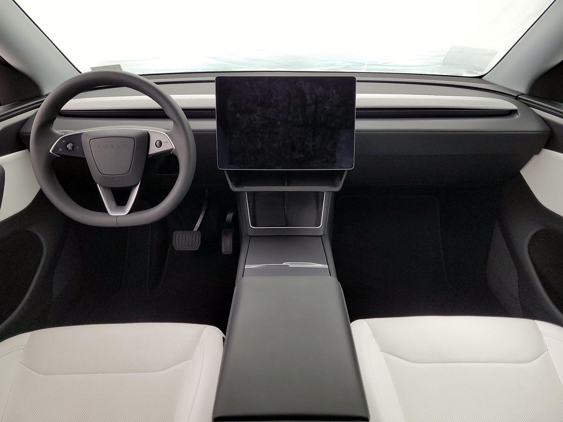 Thumbnail: 2026 Tesla Model Y - 9