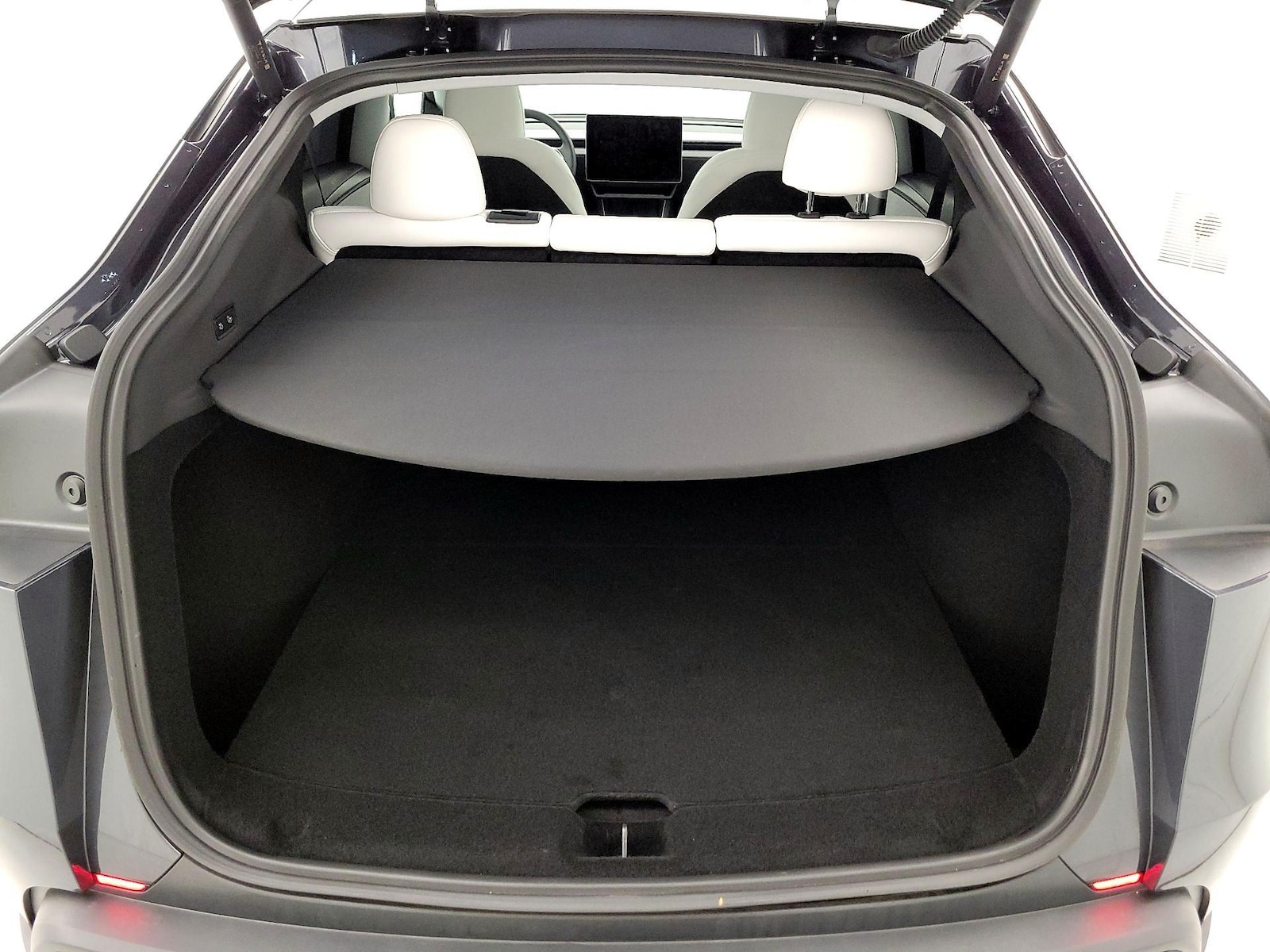 2026 Tesla Model Y Long Range - Photo 21