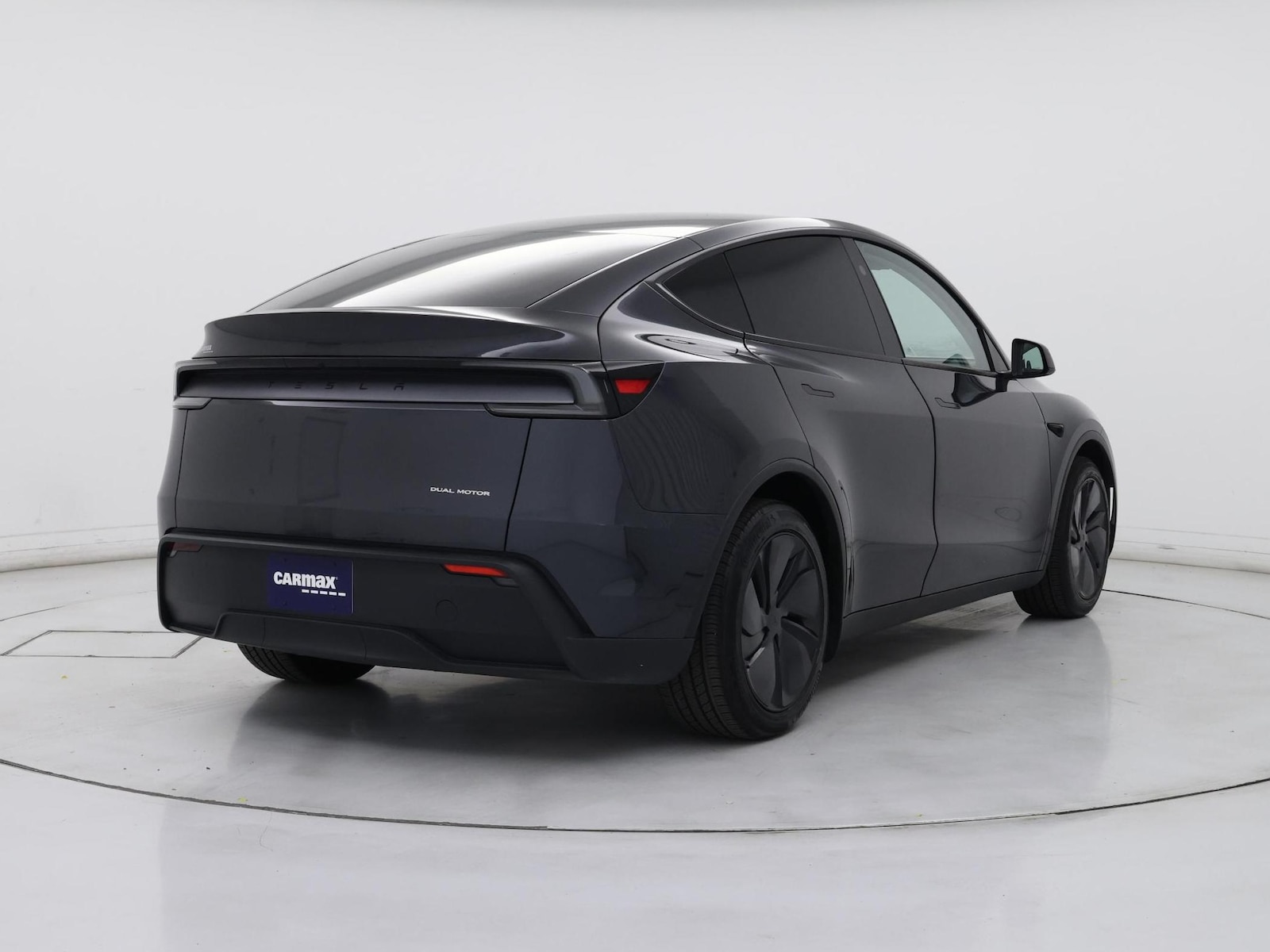 2026 Tesla Model Y Long Range - Photo 9