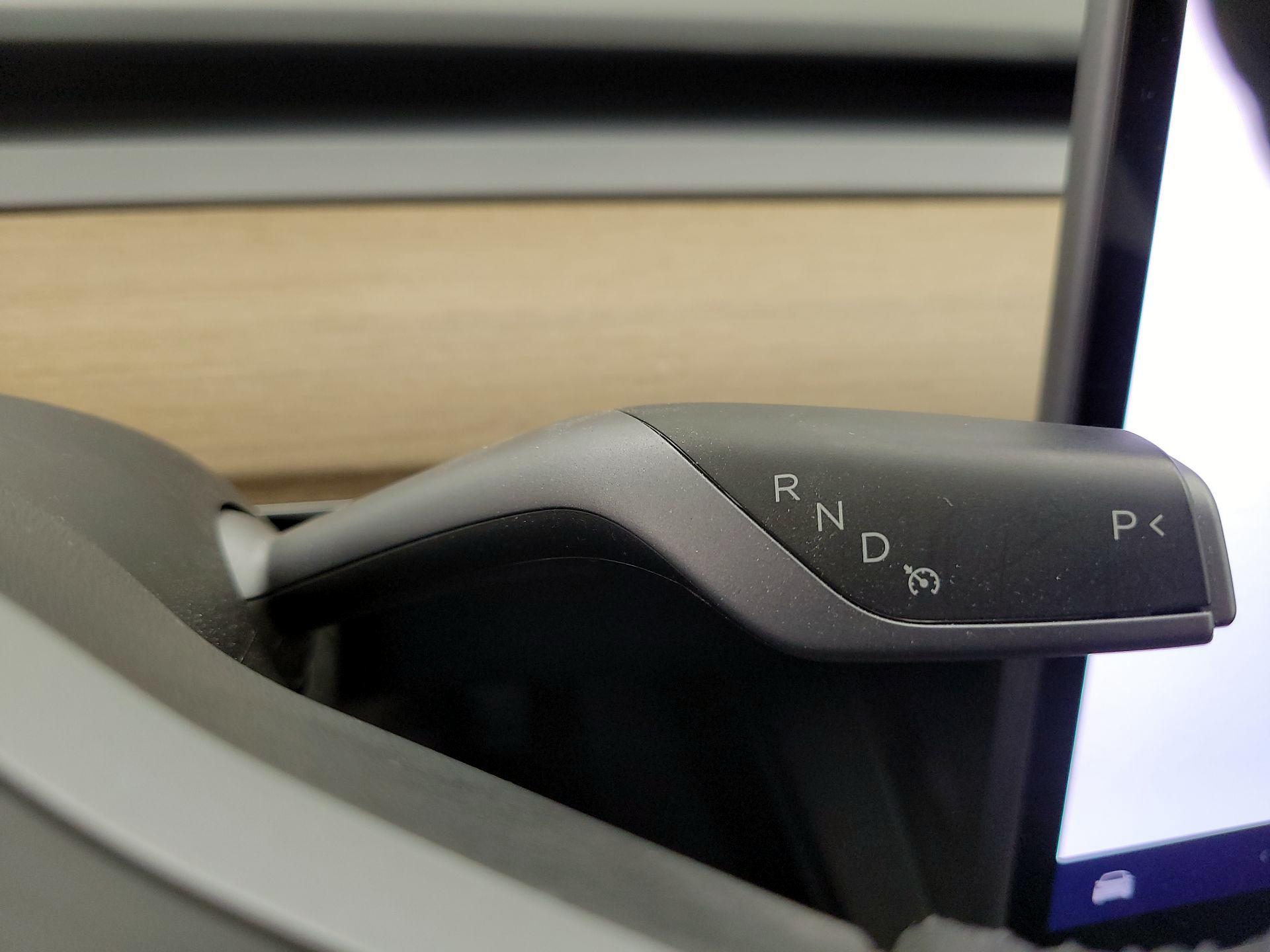 Thumbnail: 2022 Tesla Model 3 - 17