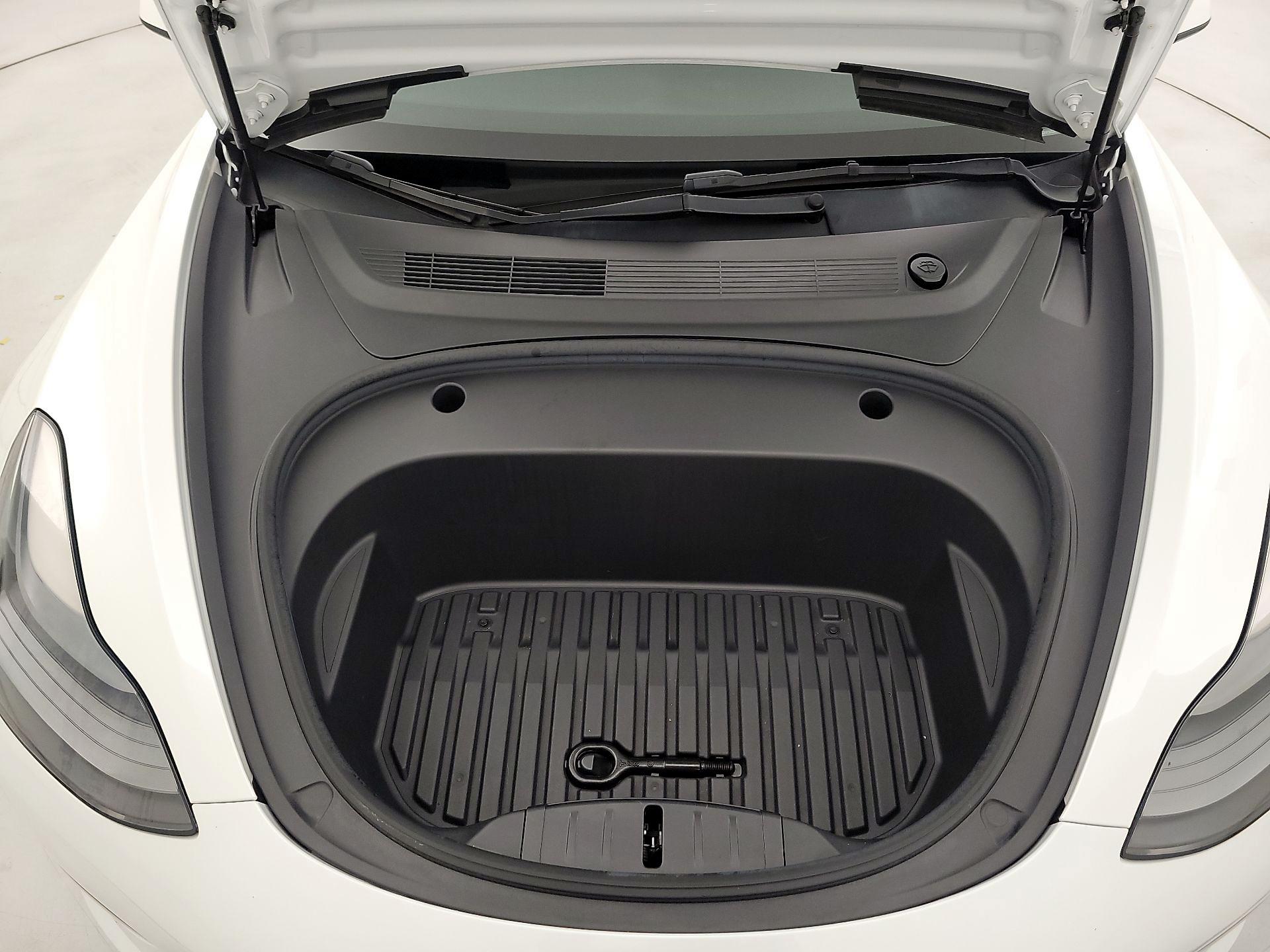 Thumbnail: 2022 Tesla Model 3 - 20