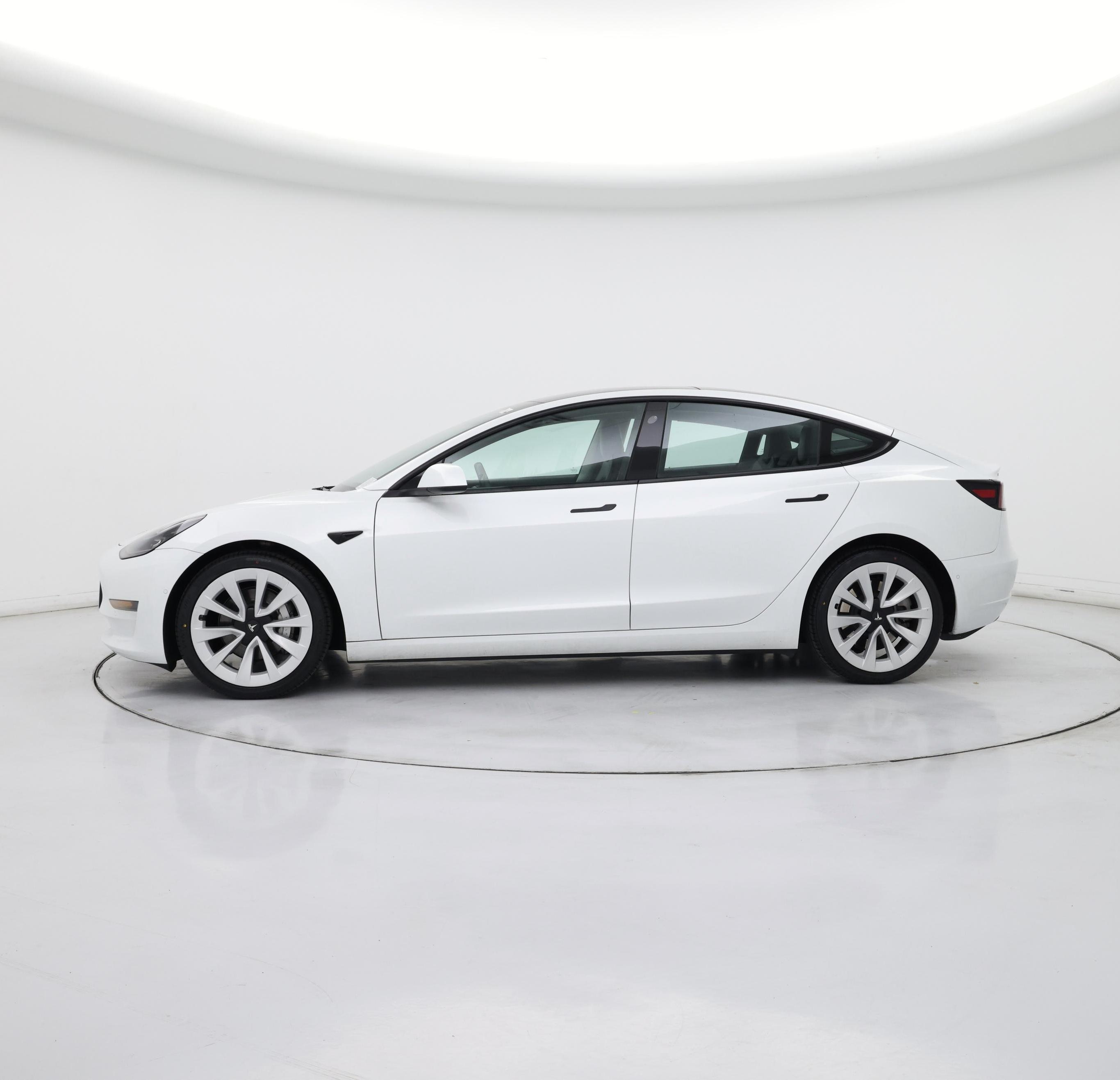 Thumbnail: 2022 Tesla Model 3 - 3