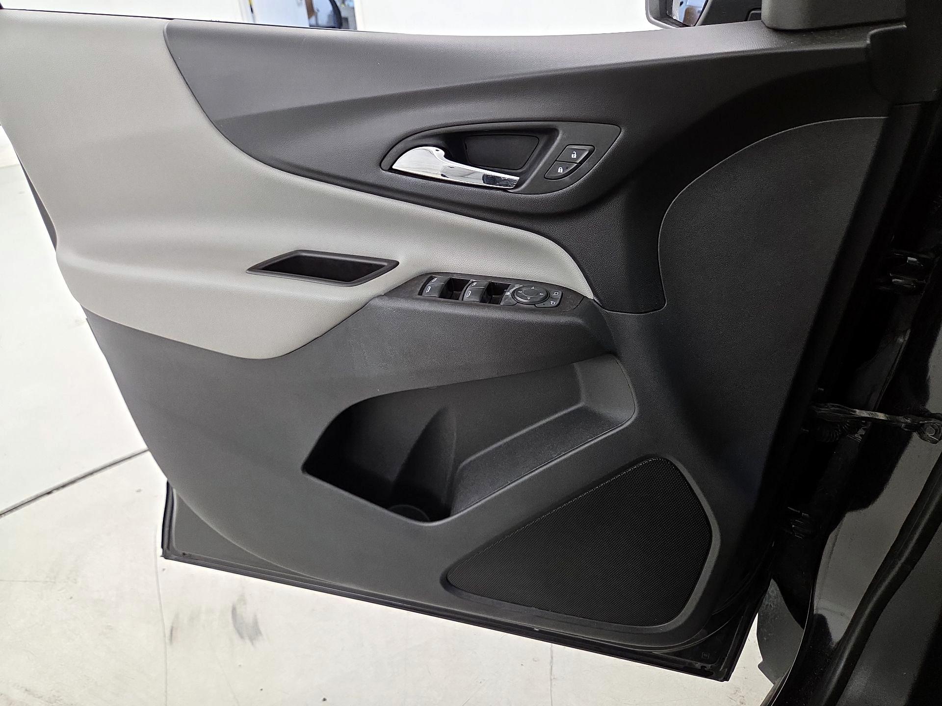 Thumbnail: 2020 Chevrolet Equinox - 12