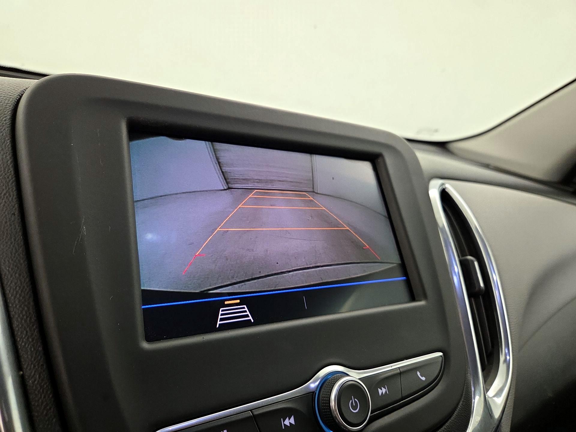 Thumbnail: 2020 Chevrolet Equinox - 14