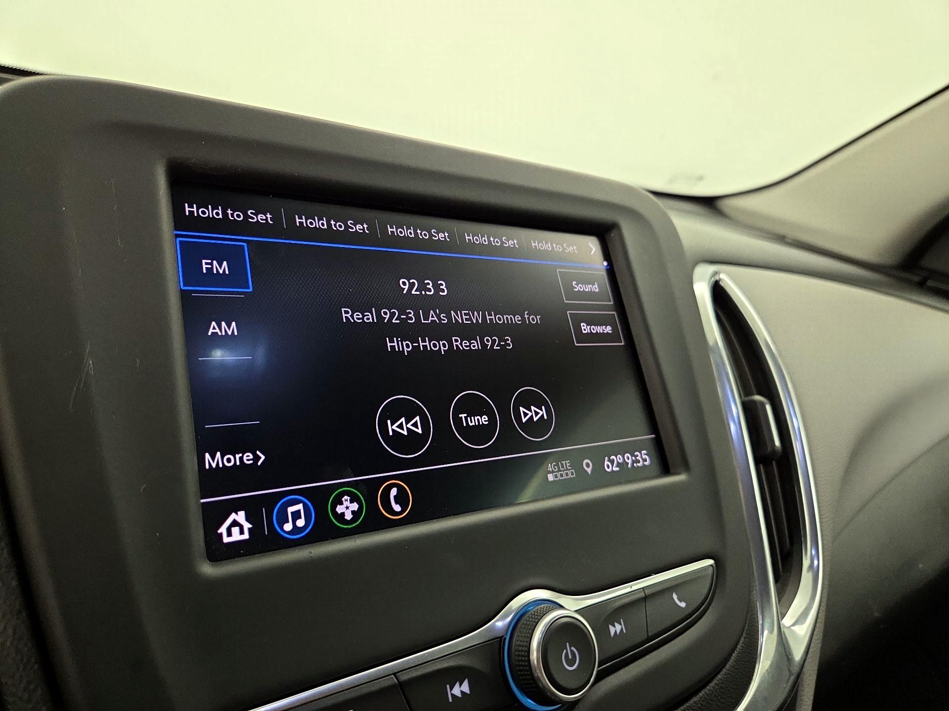 Thumbnail: 2020 Chevrolet Equinox - 15