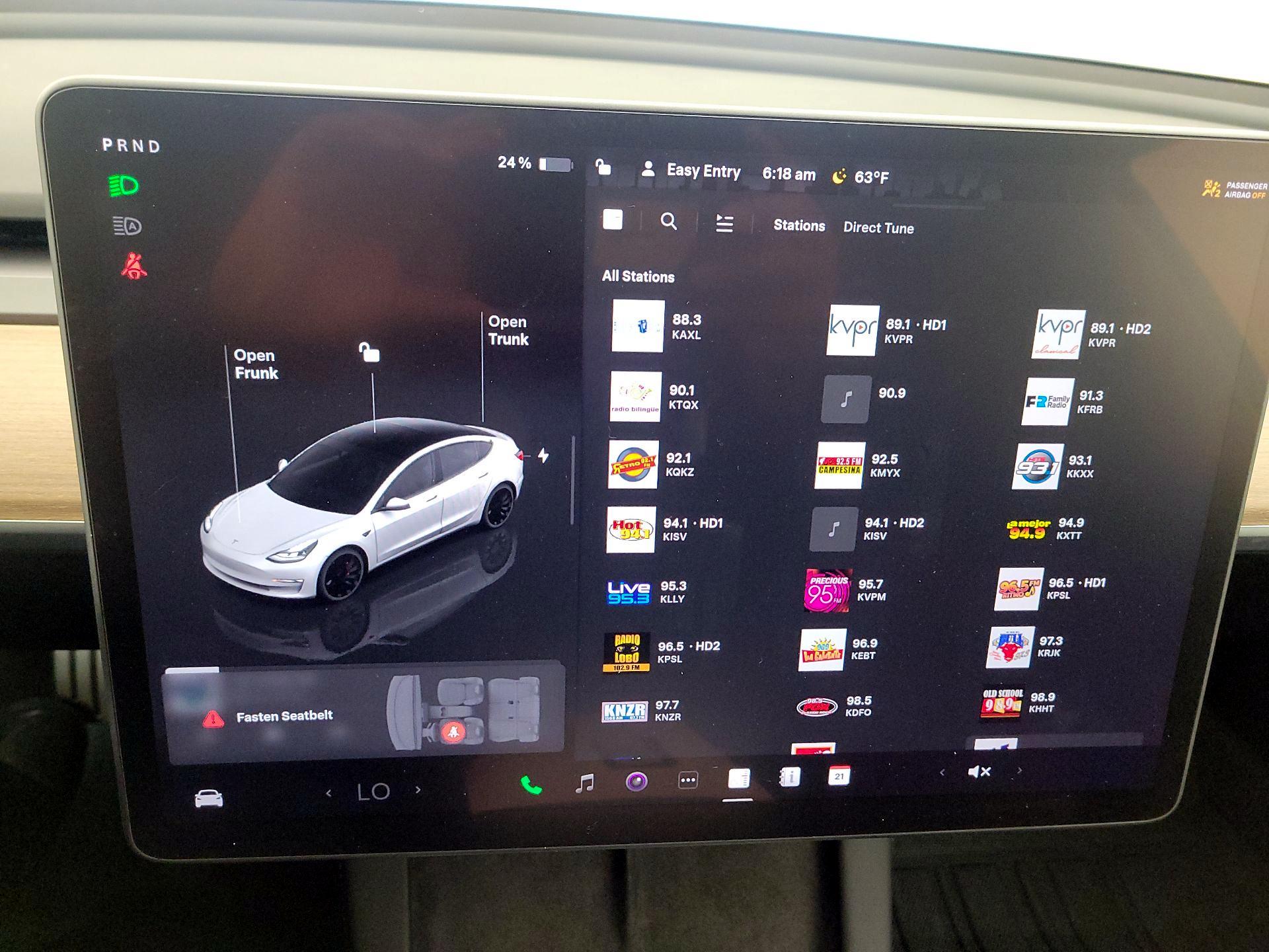 Thumbnail: 2023 Tesla Model 3 - 15