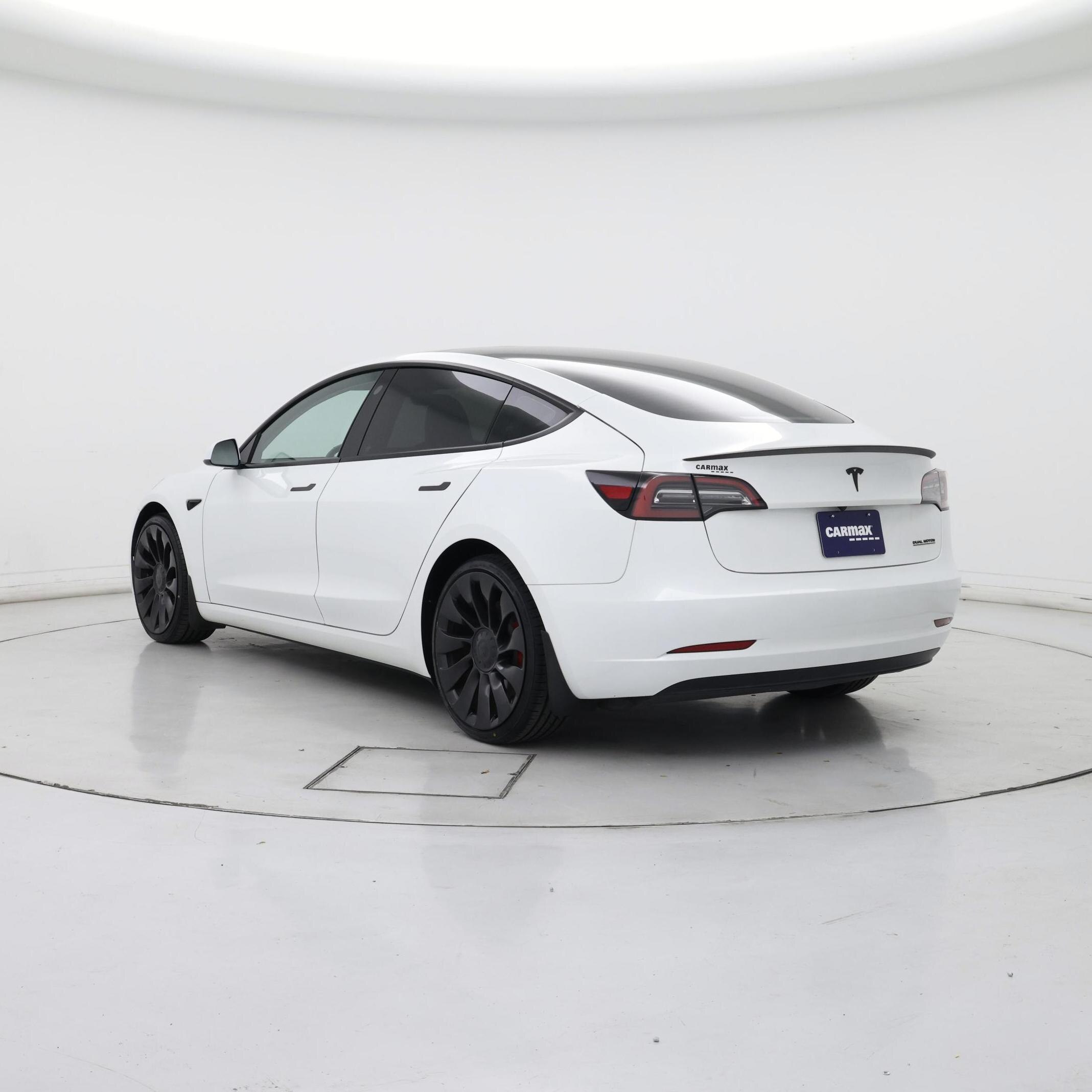 Thumbnail: 2023 Tesla Model 3 - 2