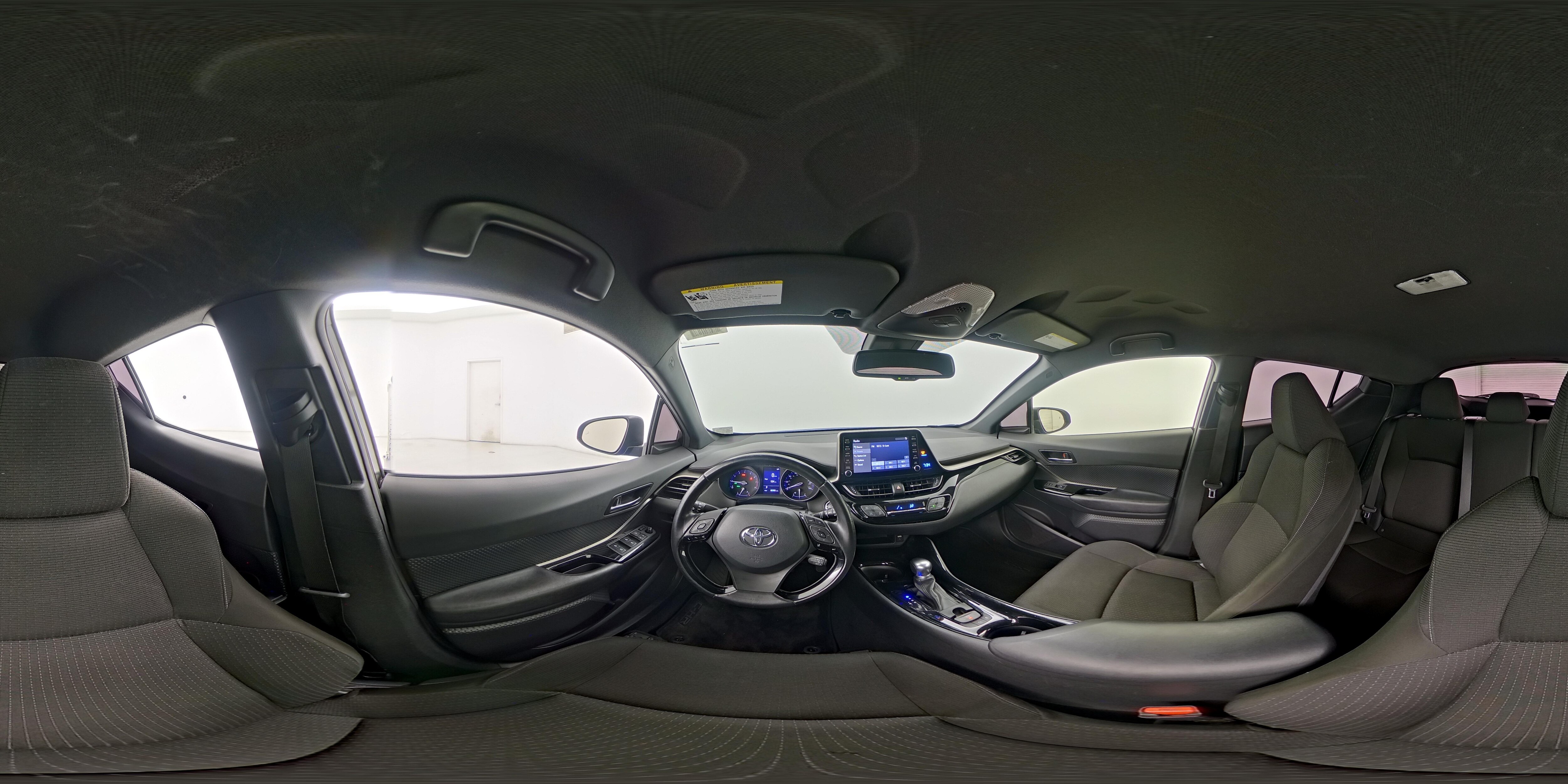 2019 Toyota C-HR XLE - Photo 26