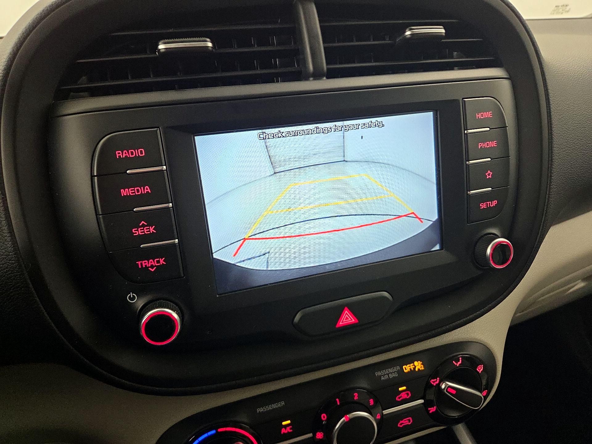 Thumbnail: 2020 Kia Soul - 14