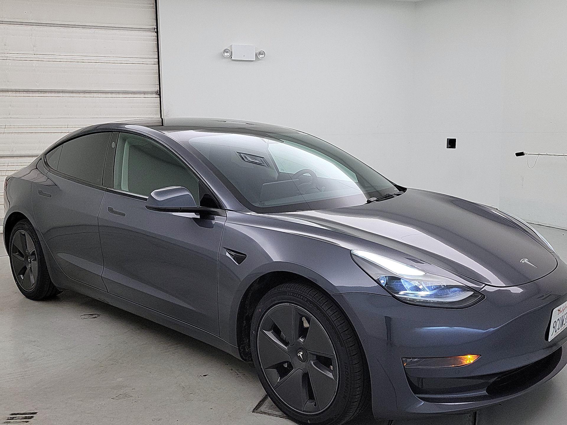 Thumbnail: 2022 Tesla Model 3 - 1