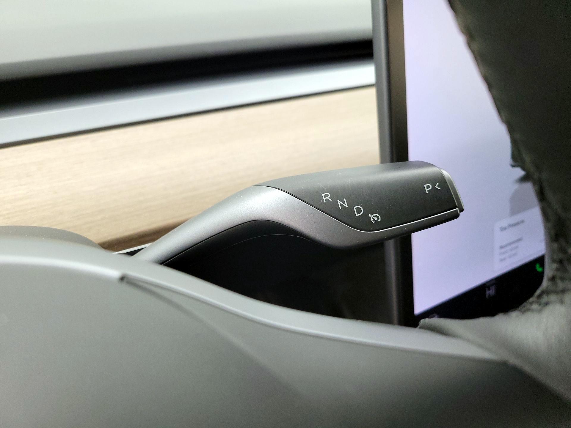 Thumbnail: 2022 Tesla Model 3 - 14