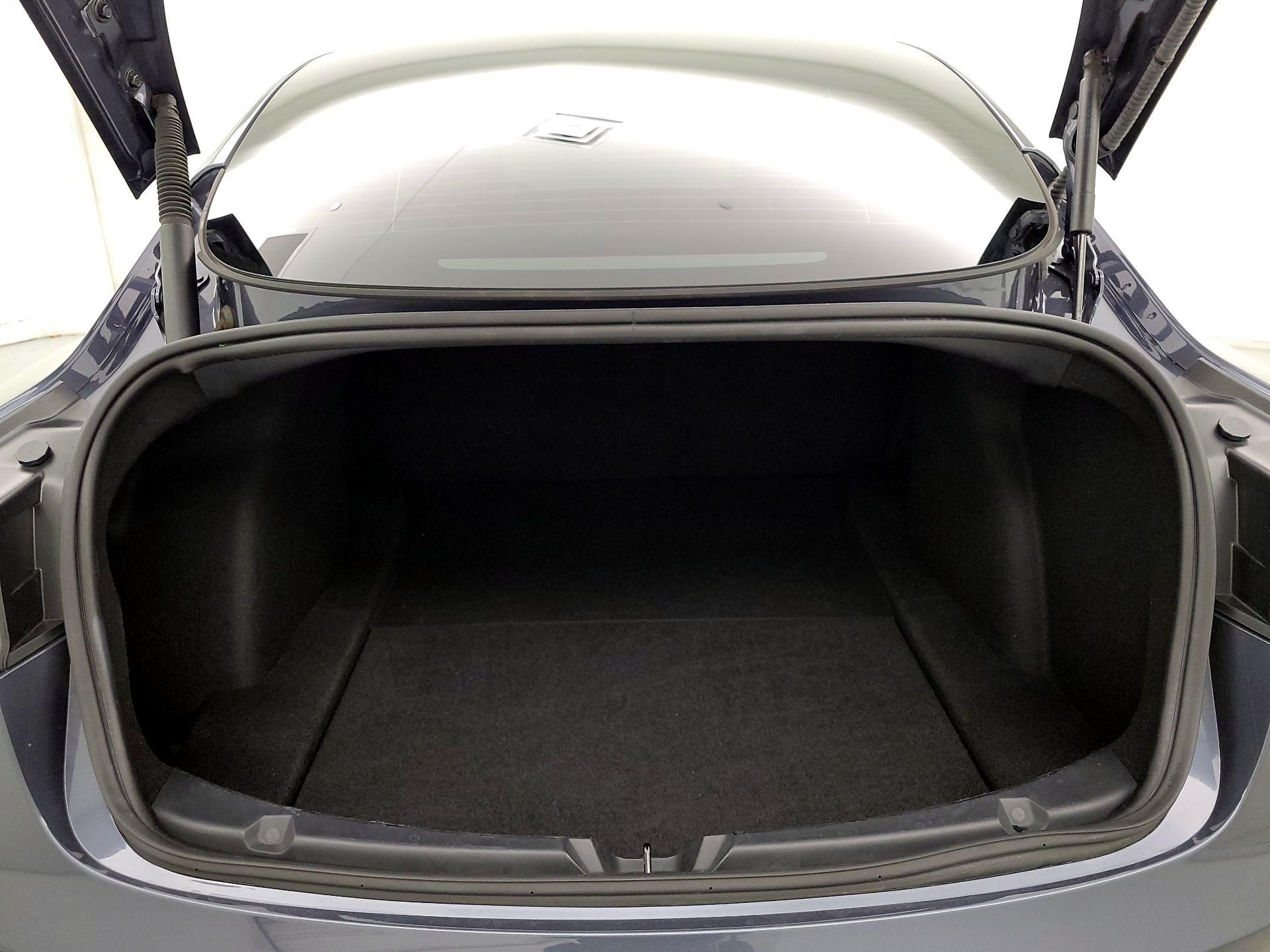 Thumbnail: 2022 Tesla Model 3 - 17