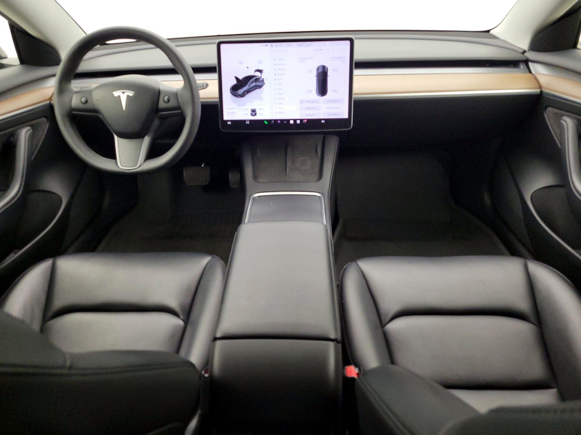 Thumbnail: 2022 Tesla Model 3 - 8