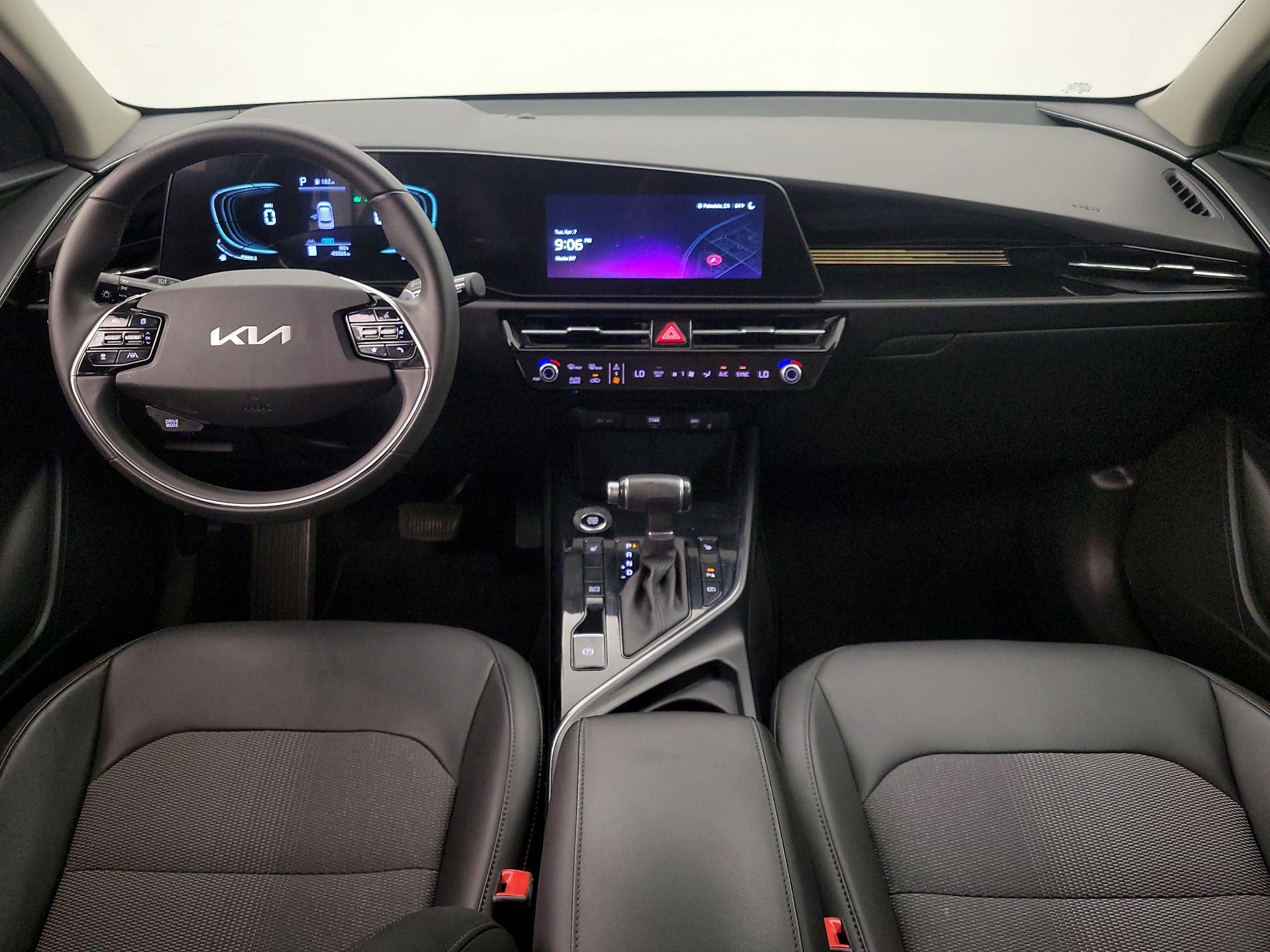 Thumbnail: 2024 Kia Niro - 9