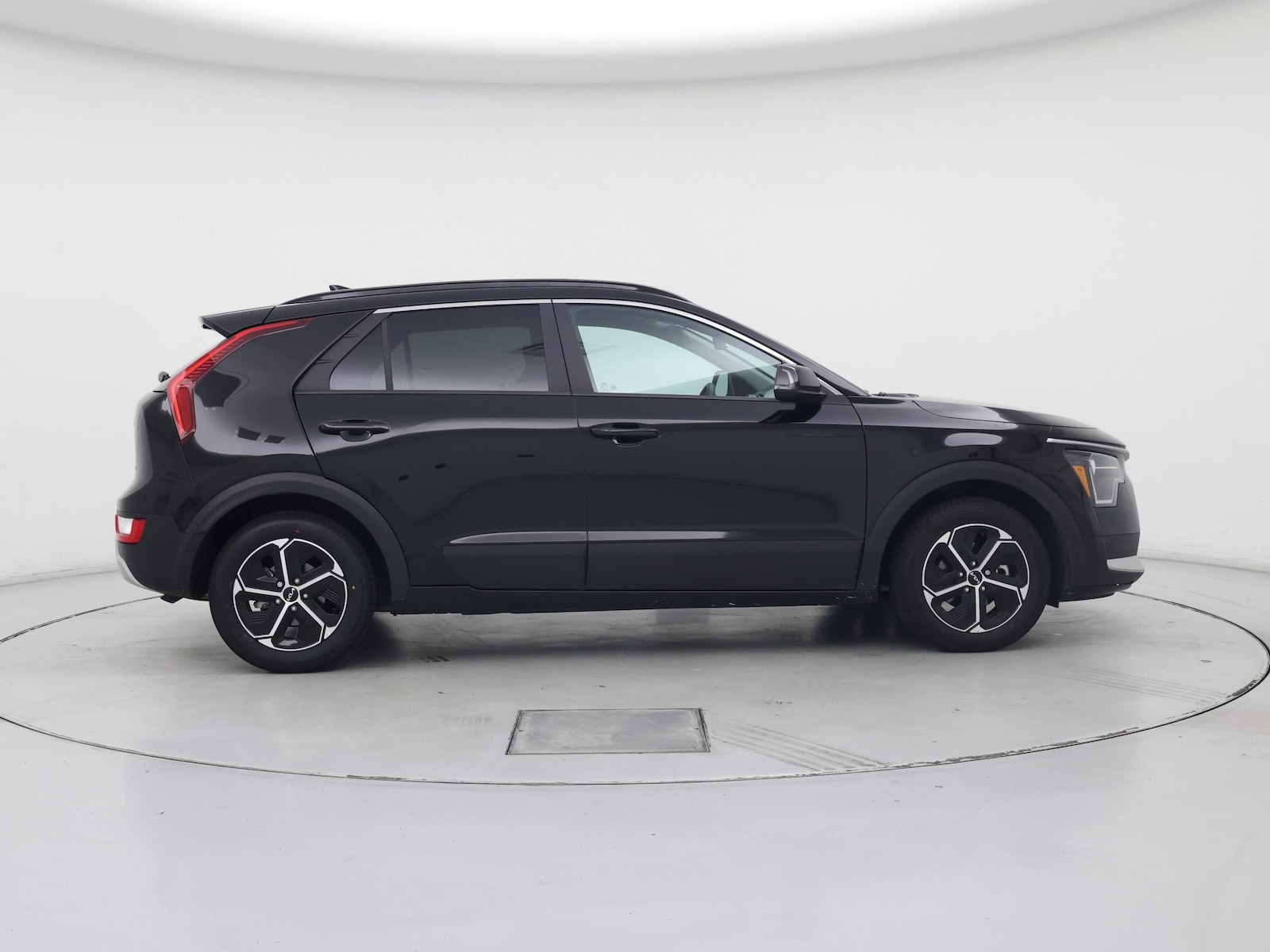 2024 Kia Niro EX - Photo 8
