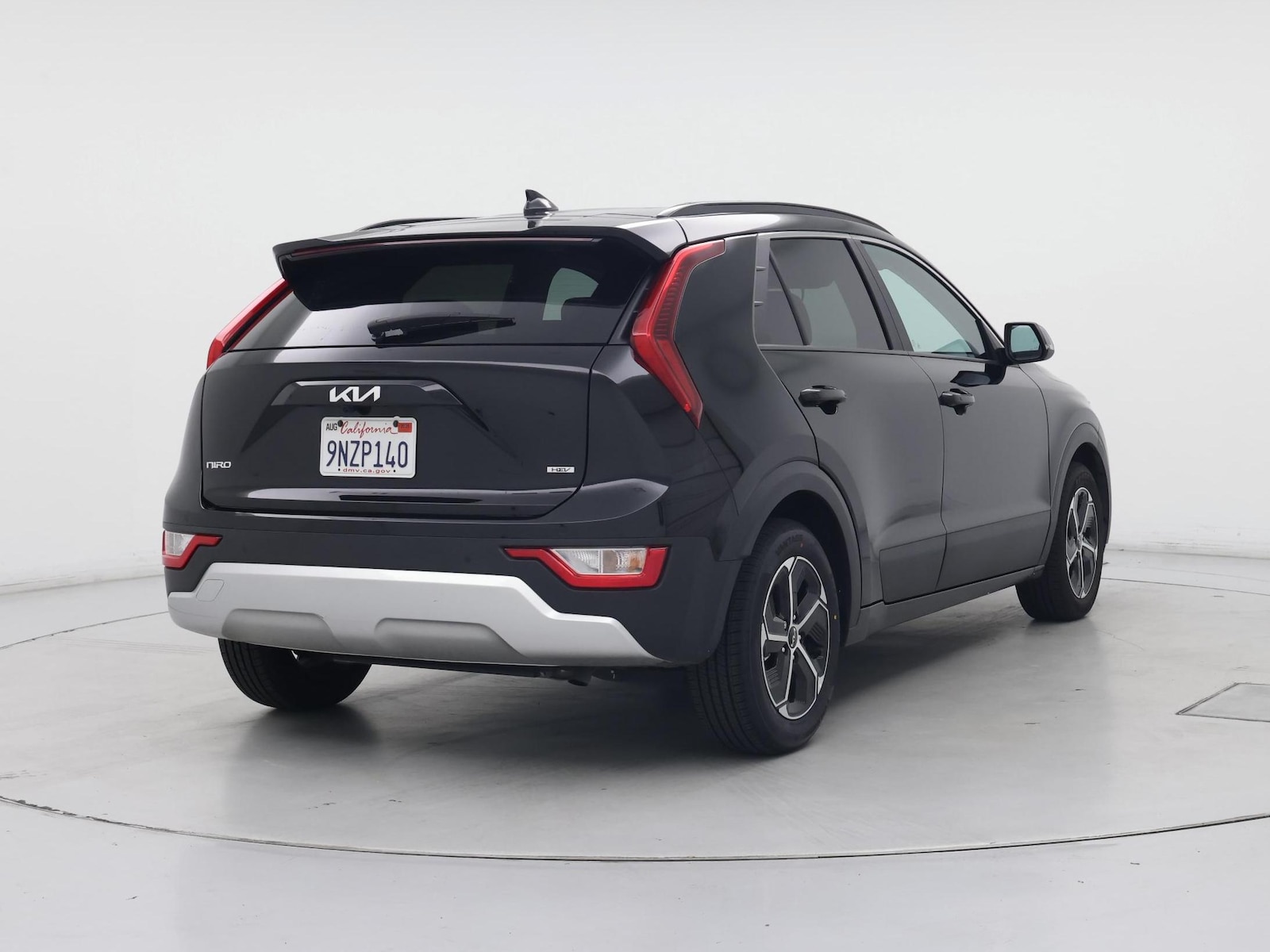 2024 Kia Niro EX - Photo 9