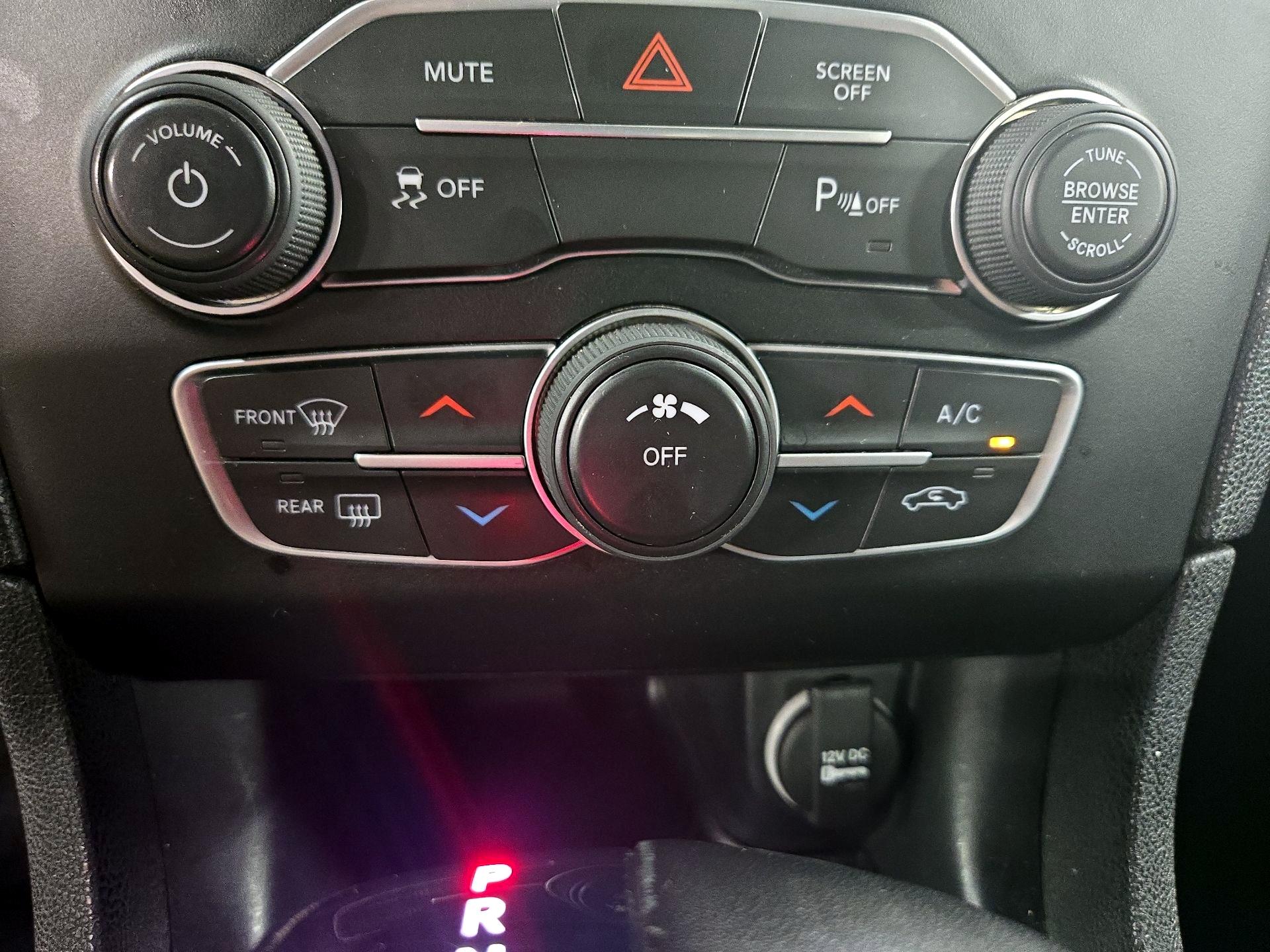 Thumbnail: 2023 Dodge Charger - 16