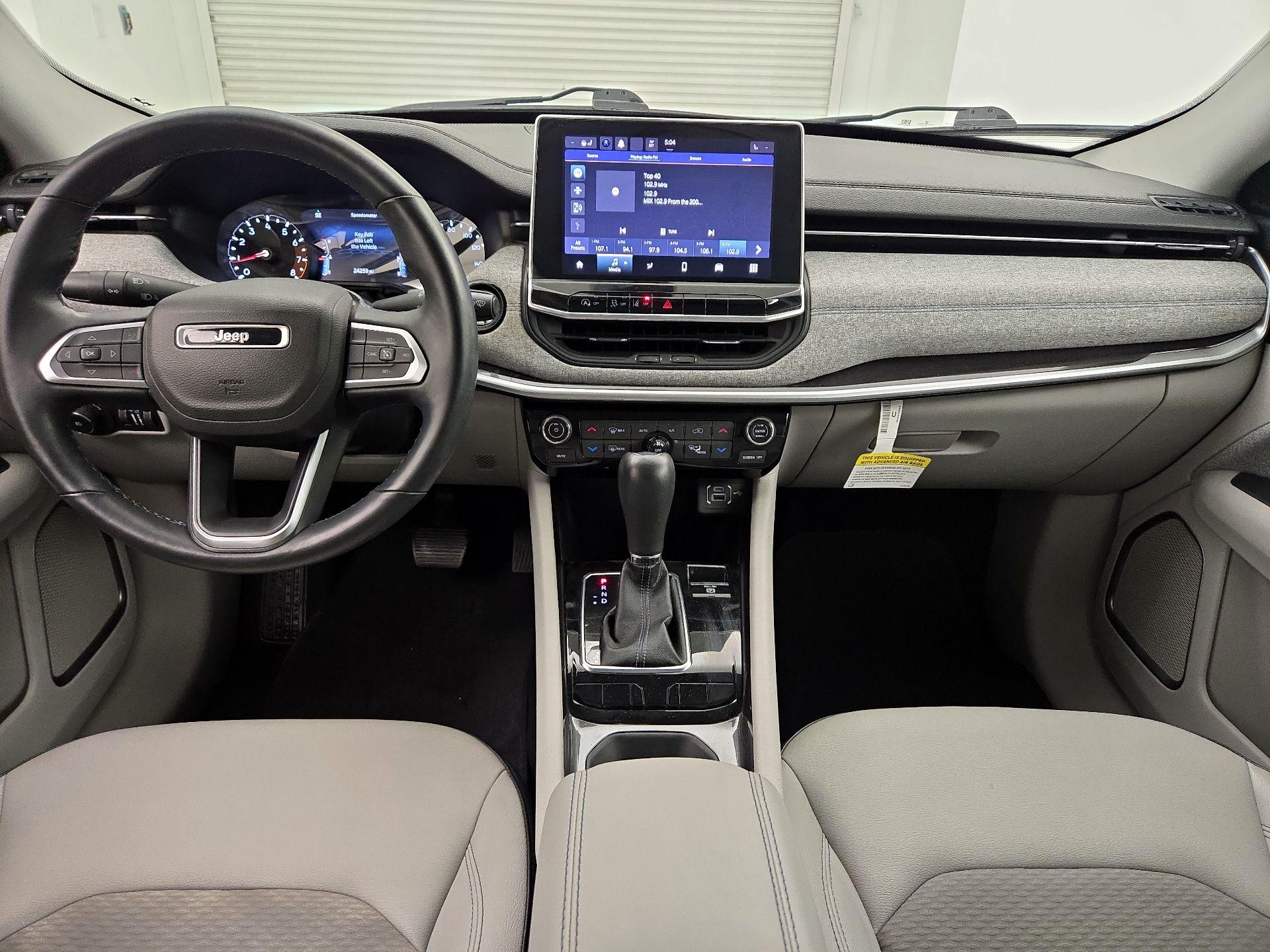 Thumbnail: 2022 Jeep Compass - 9