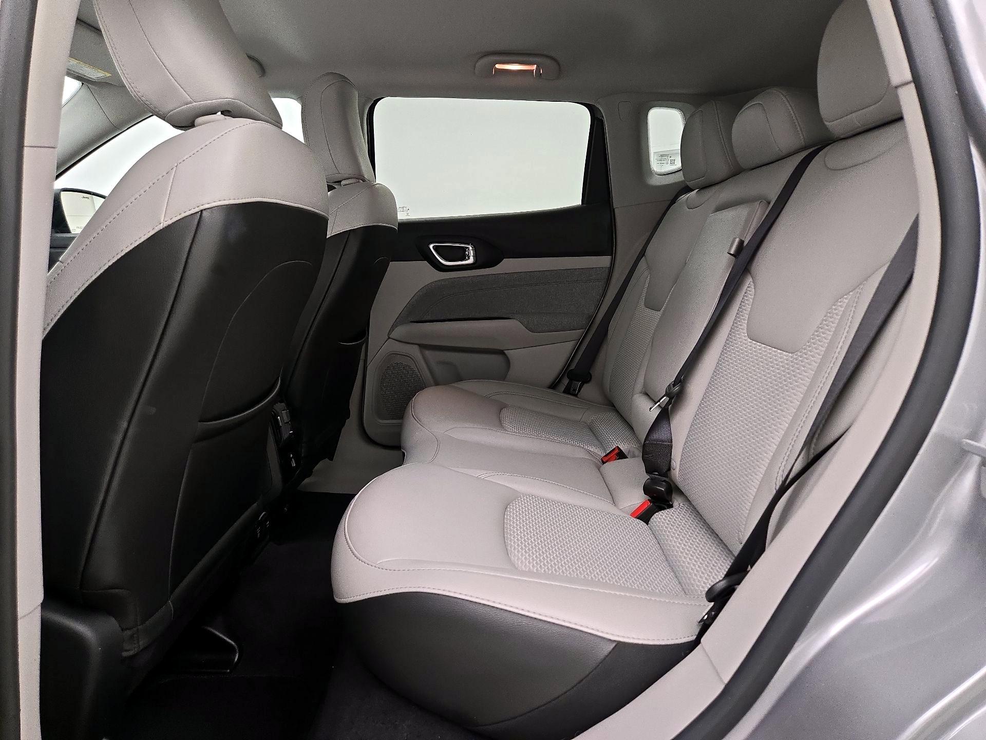 Thumbnail: 2022 Jeep Compass - 19