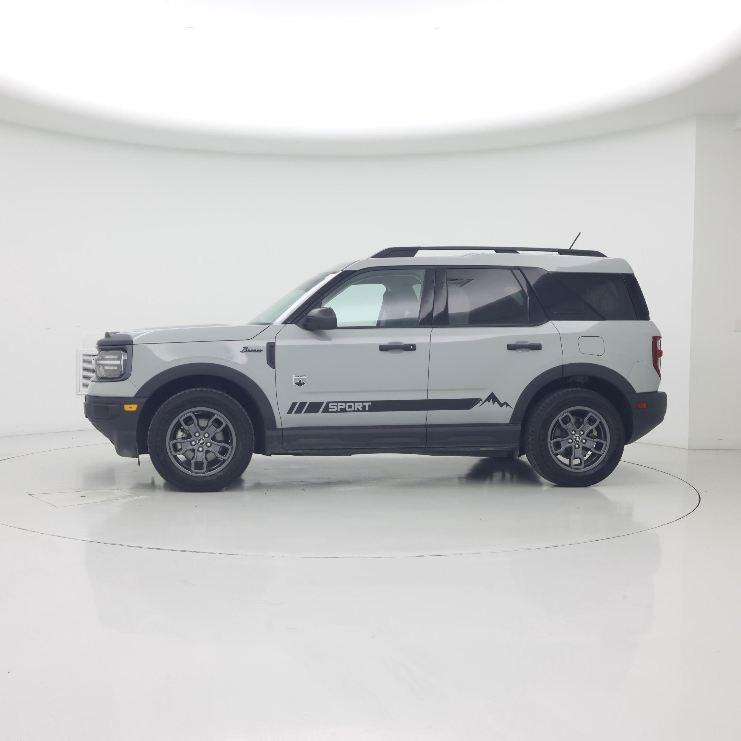 Thumbnail: 2023 Ford Bronco Sport - 3