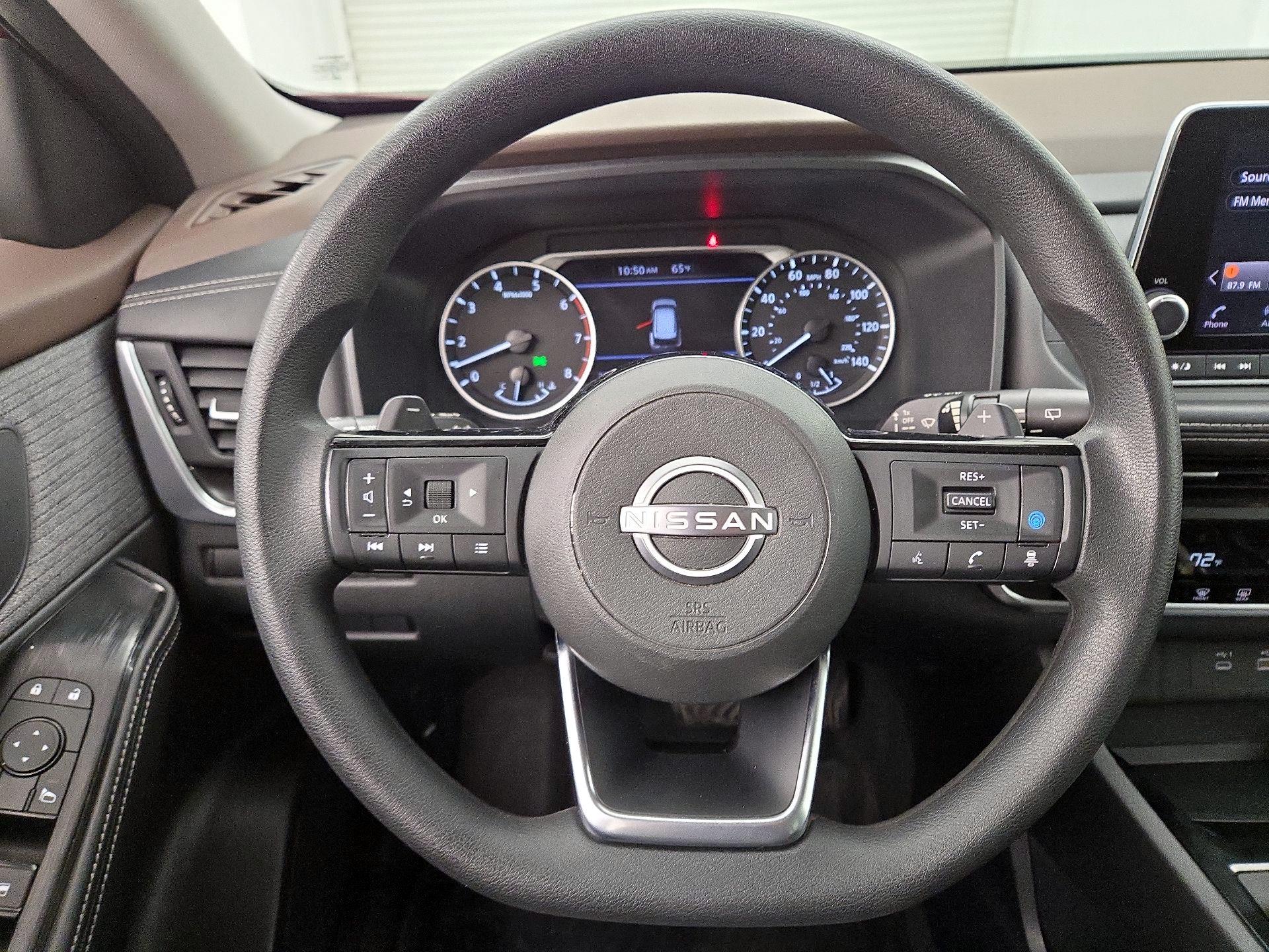 Thumbnail: 2023 Nissan Rogue - 10