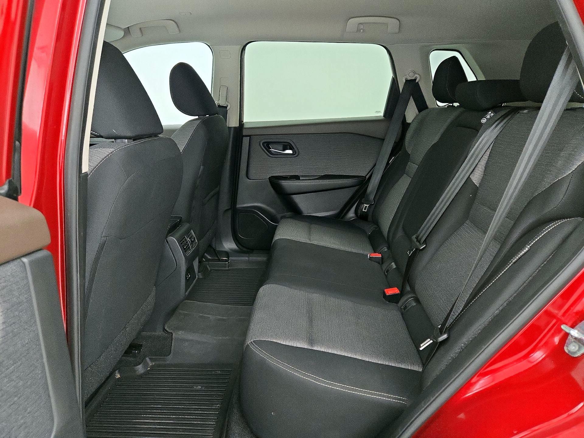 Thumbnail: 2023 Nissan Rogue - 18