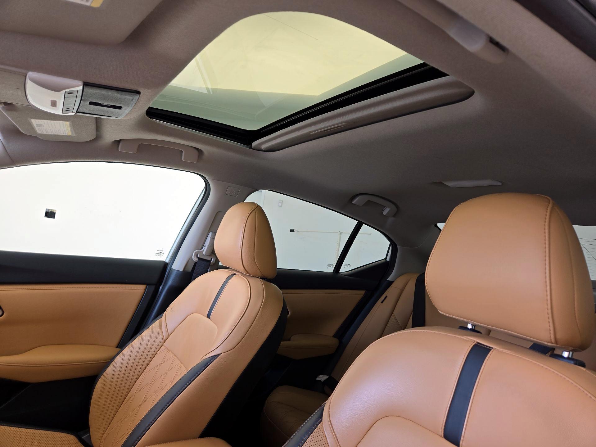 Thumbnail: 2024 Nissan Sentra - 19