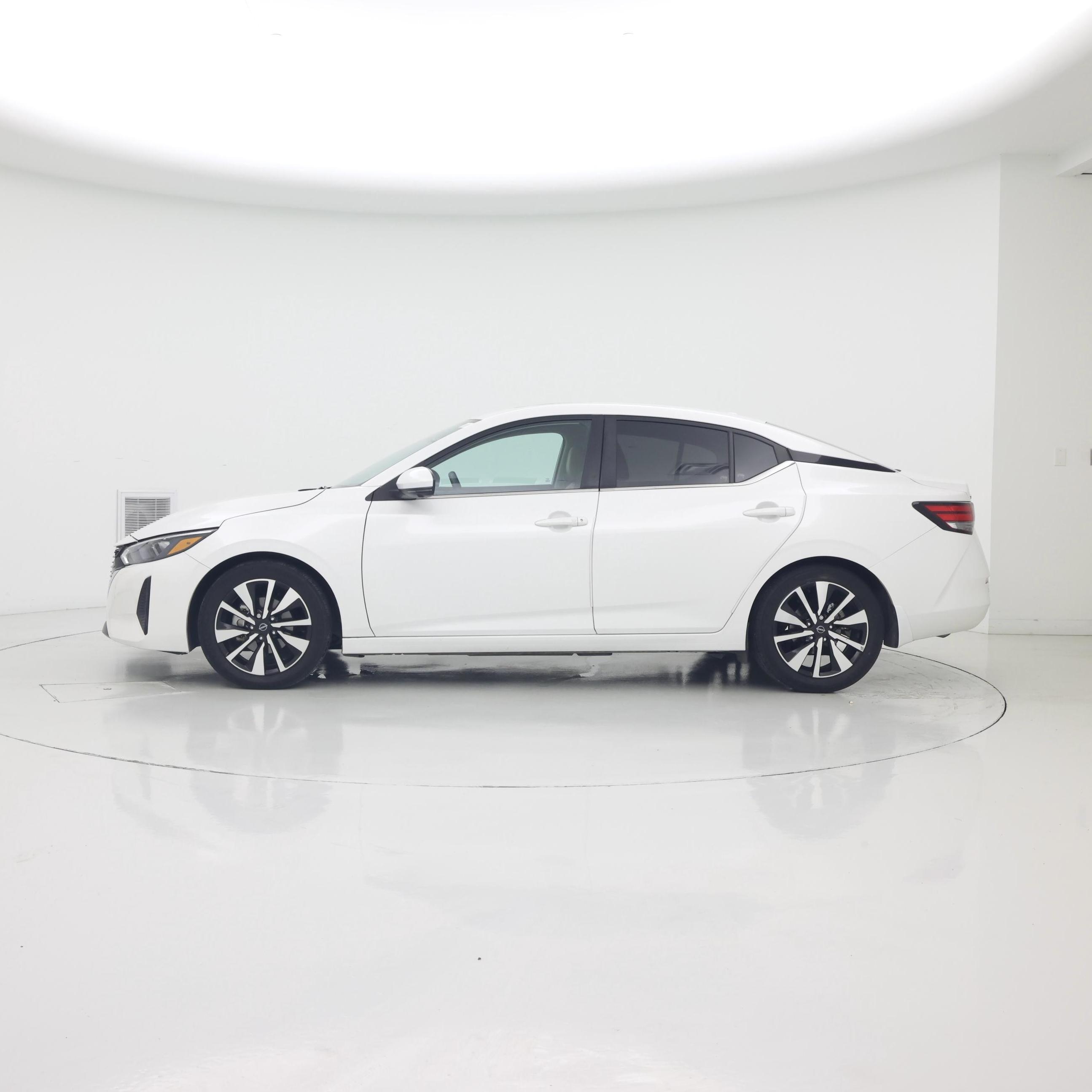 Thumbnail: 2024 Nissan Sentra - 3