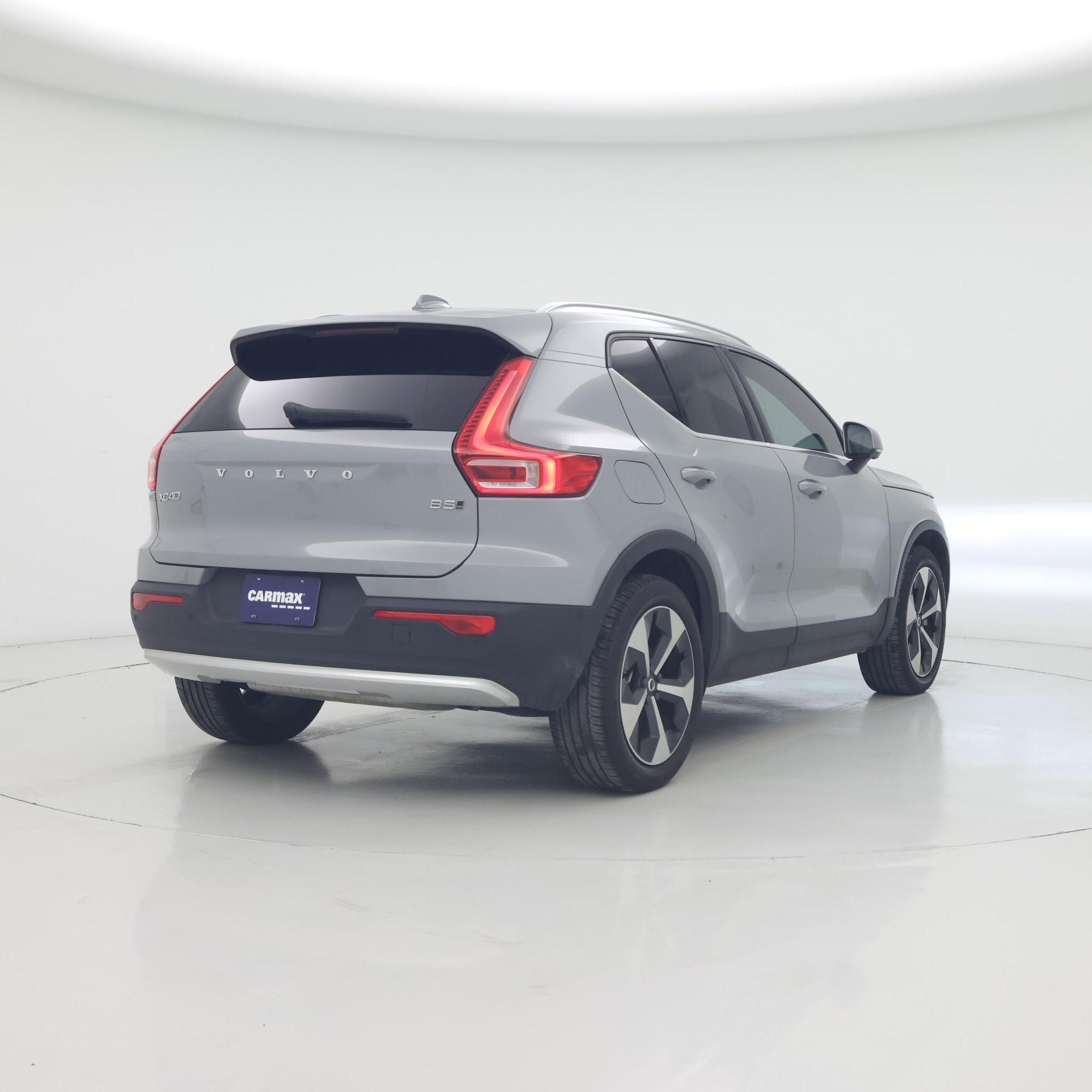 Thumbnail: 2024 Volvo XC40 - 8