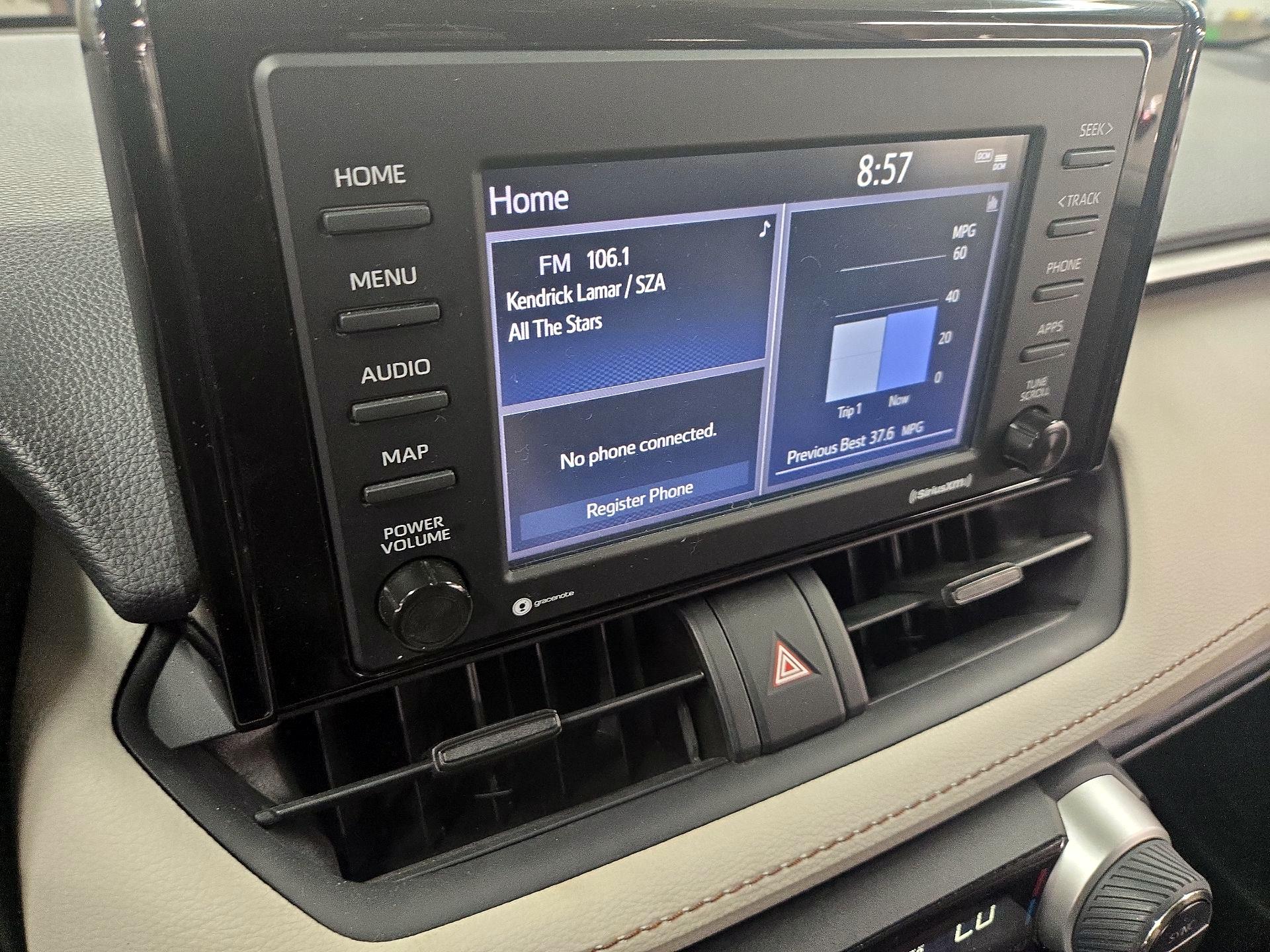 Thumbnail: 2021 Toyota RAV4 - 15