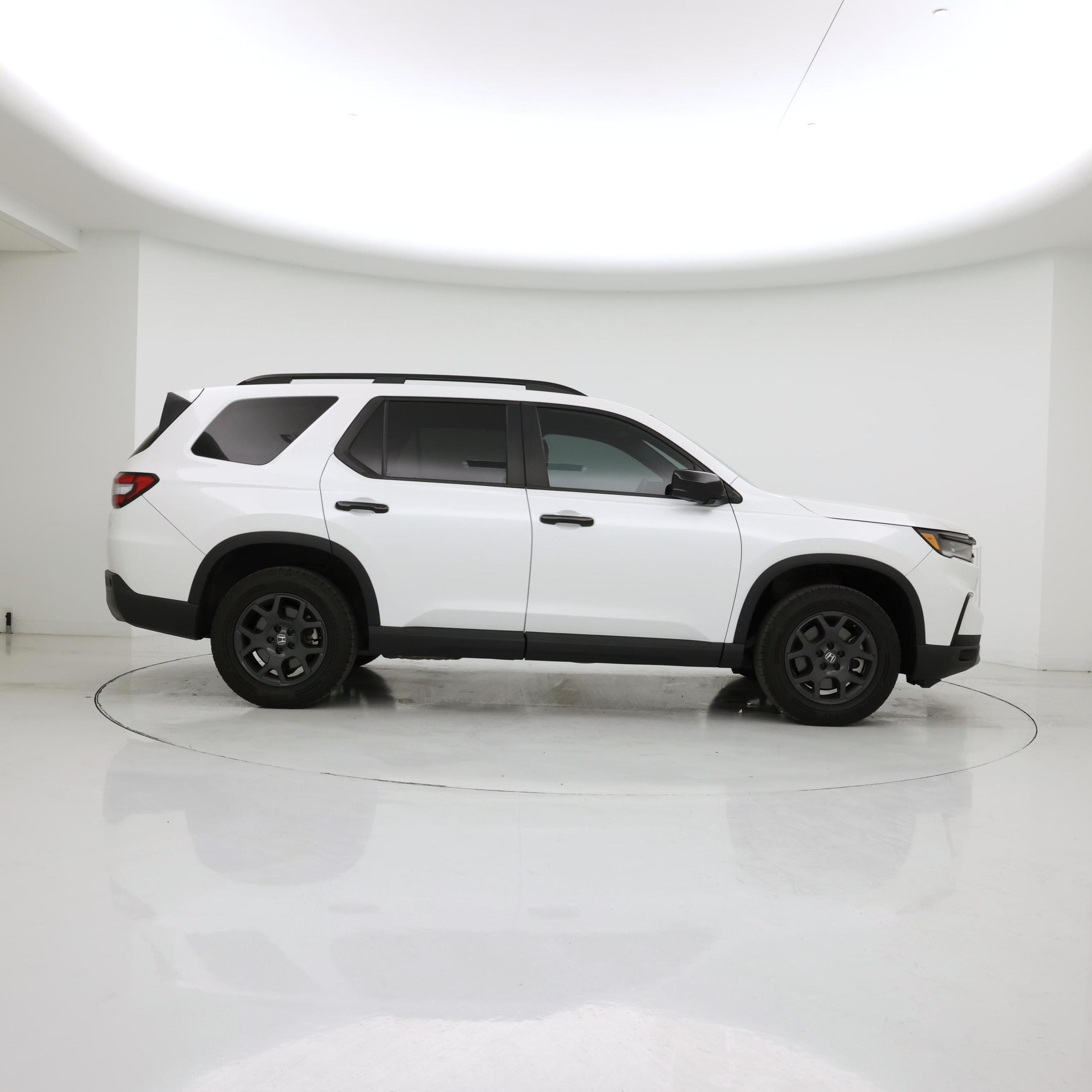 Thumbnail: 2024 Honda Pilot - 7