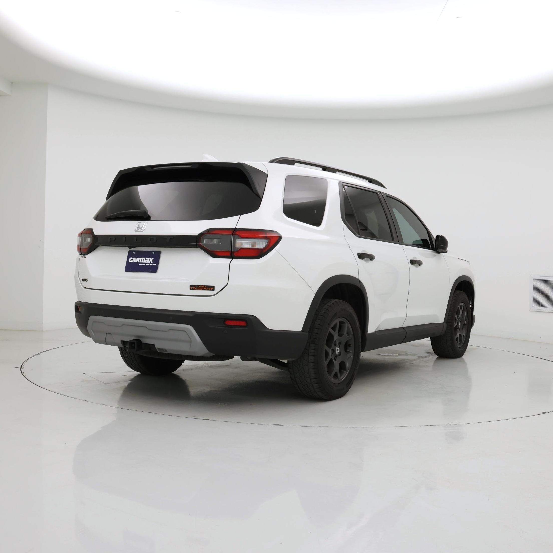 Thumbnail: 2024 Honda Pilot - 8