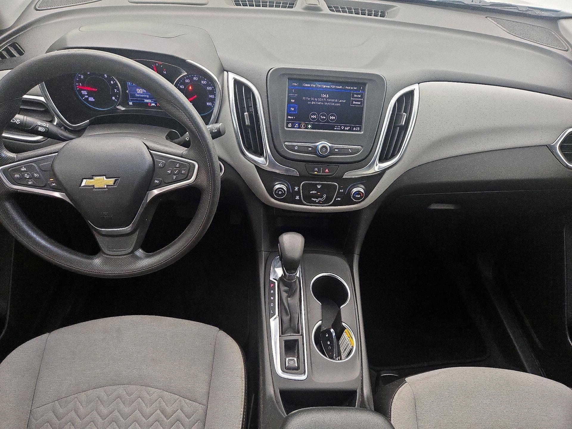 Thumbnail: 2022 Chevrolet Equinox - 9