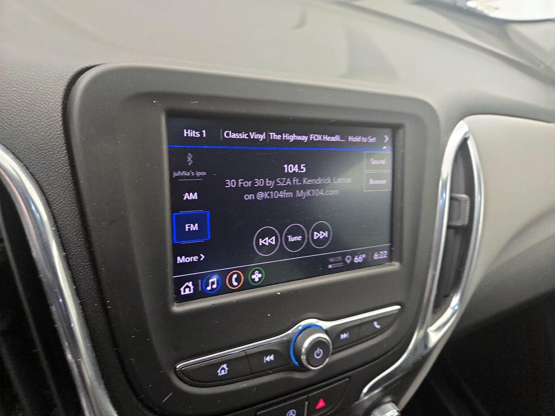 Thumbnail: 2022 Chevrolet Equinox - 15