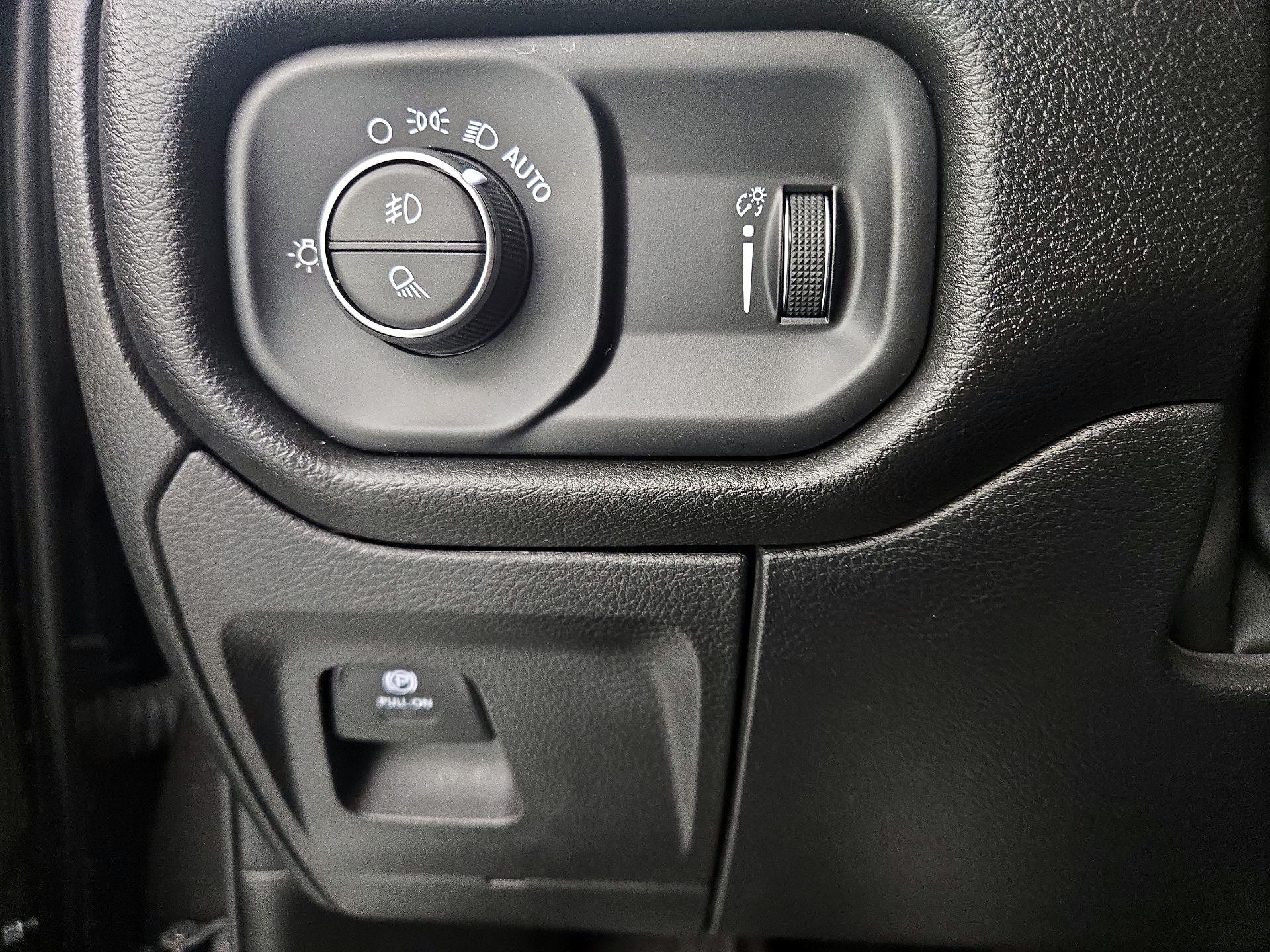 Thumbnail: 2025 RAM 1500 - 13