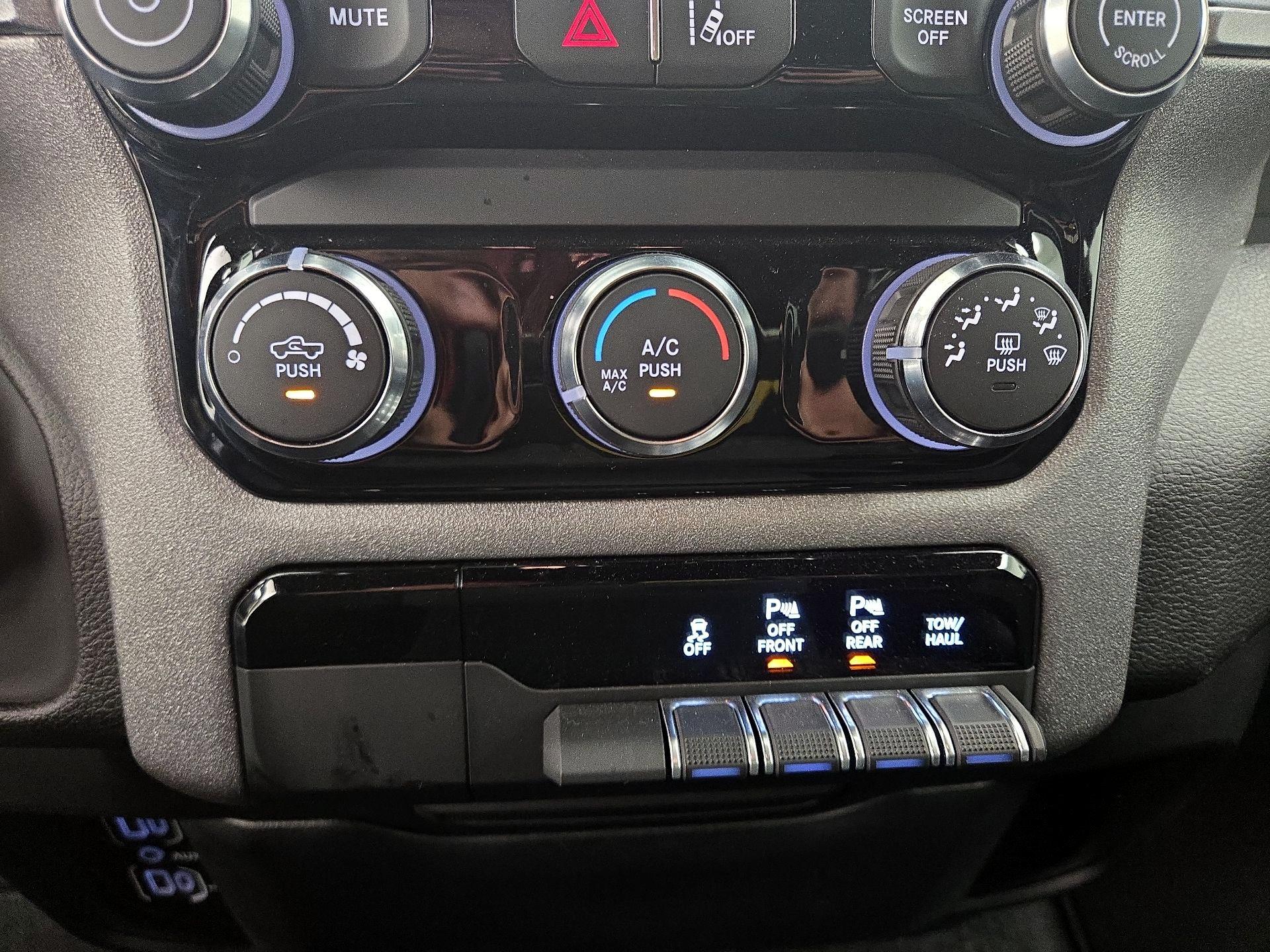 Thumbnail: 2025 RAM 1500 - 16