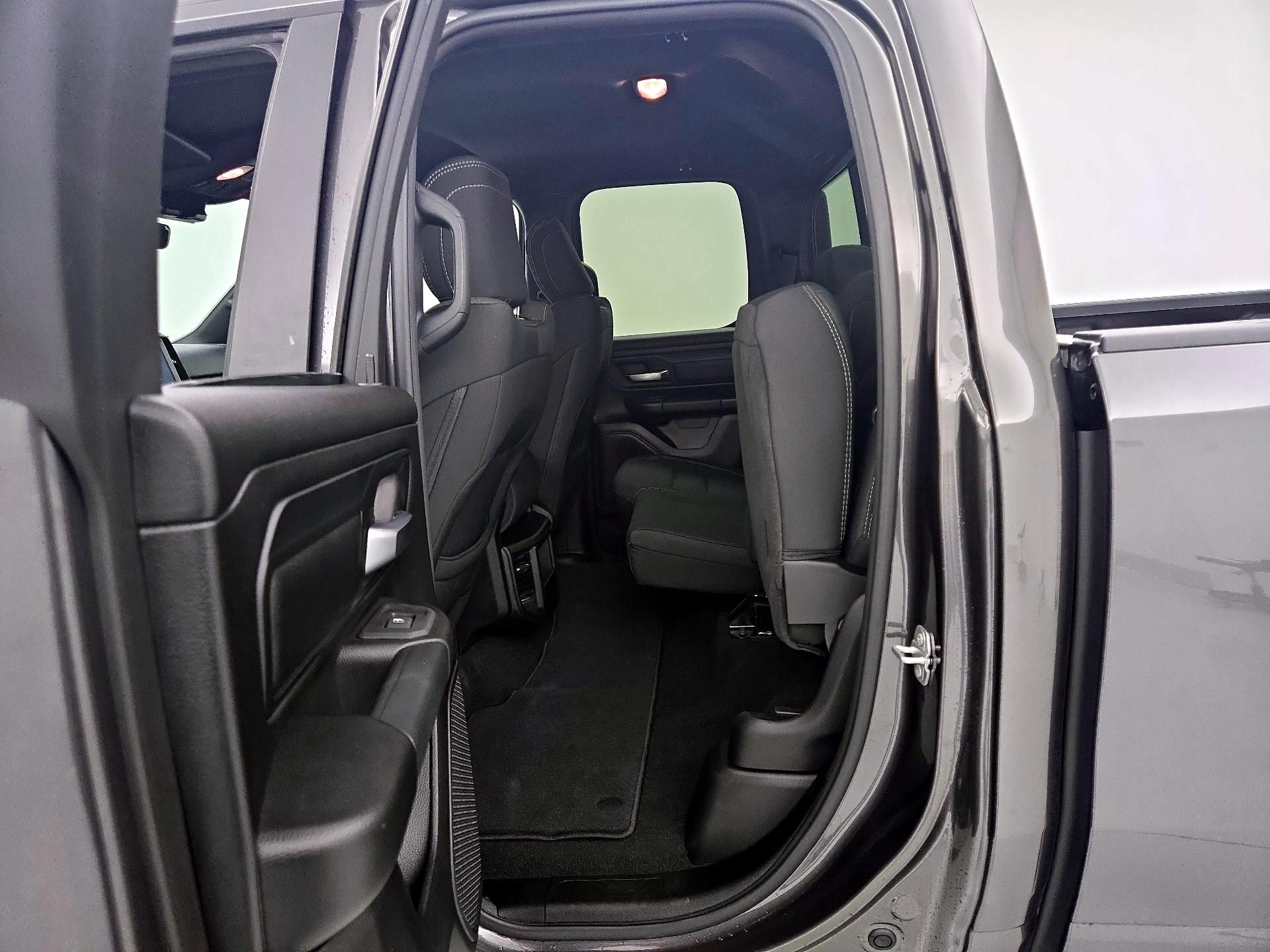 Thumbnail: 2025 RAM 1500 - 19